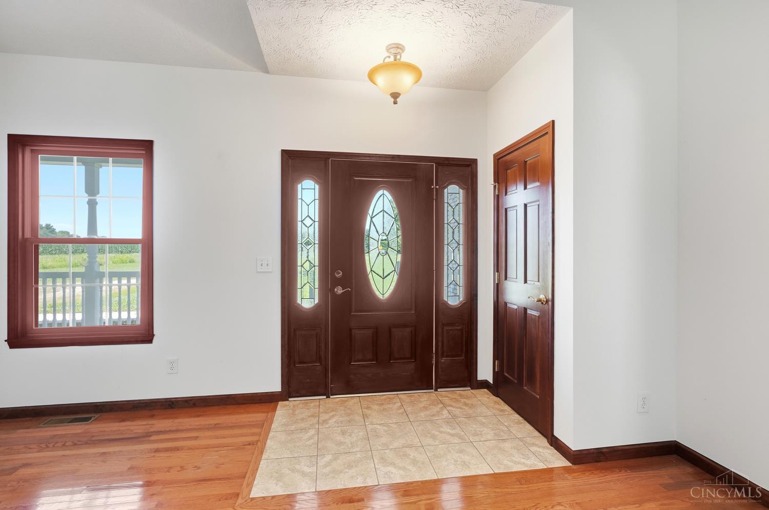 5th image of 10228 State Route 730, Vernon Twp, OH 45107 | MLS# 1887771