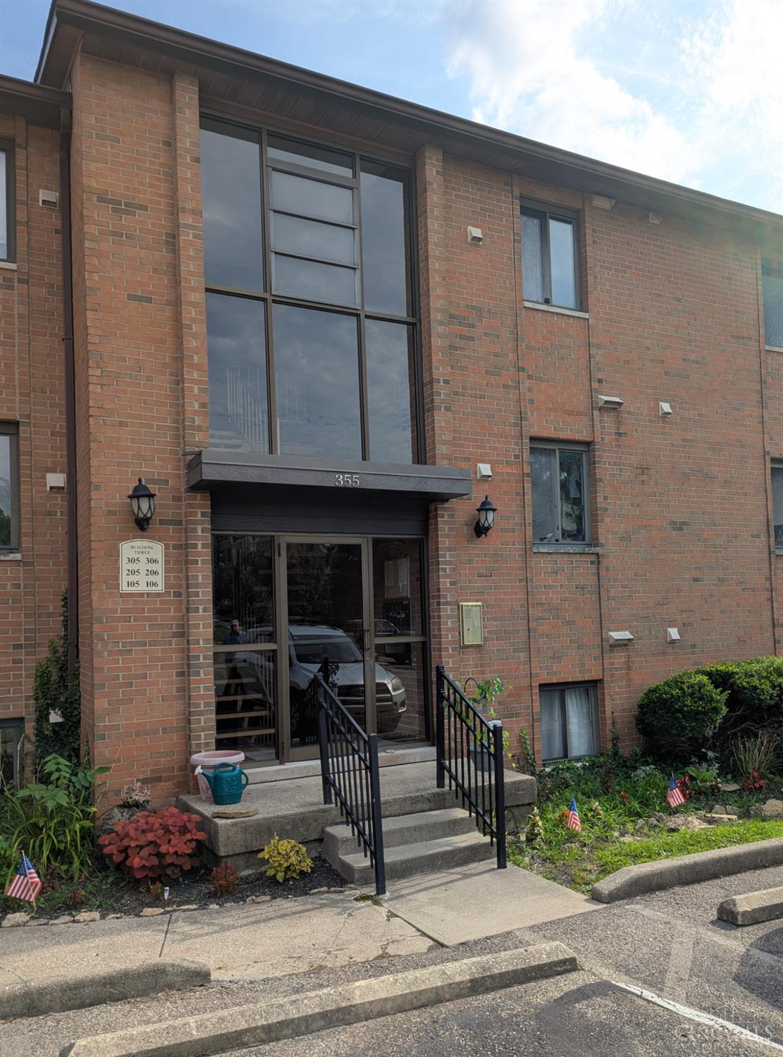 355 Grand Avenue #105, Cincinnati, OH, 45205