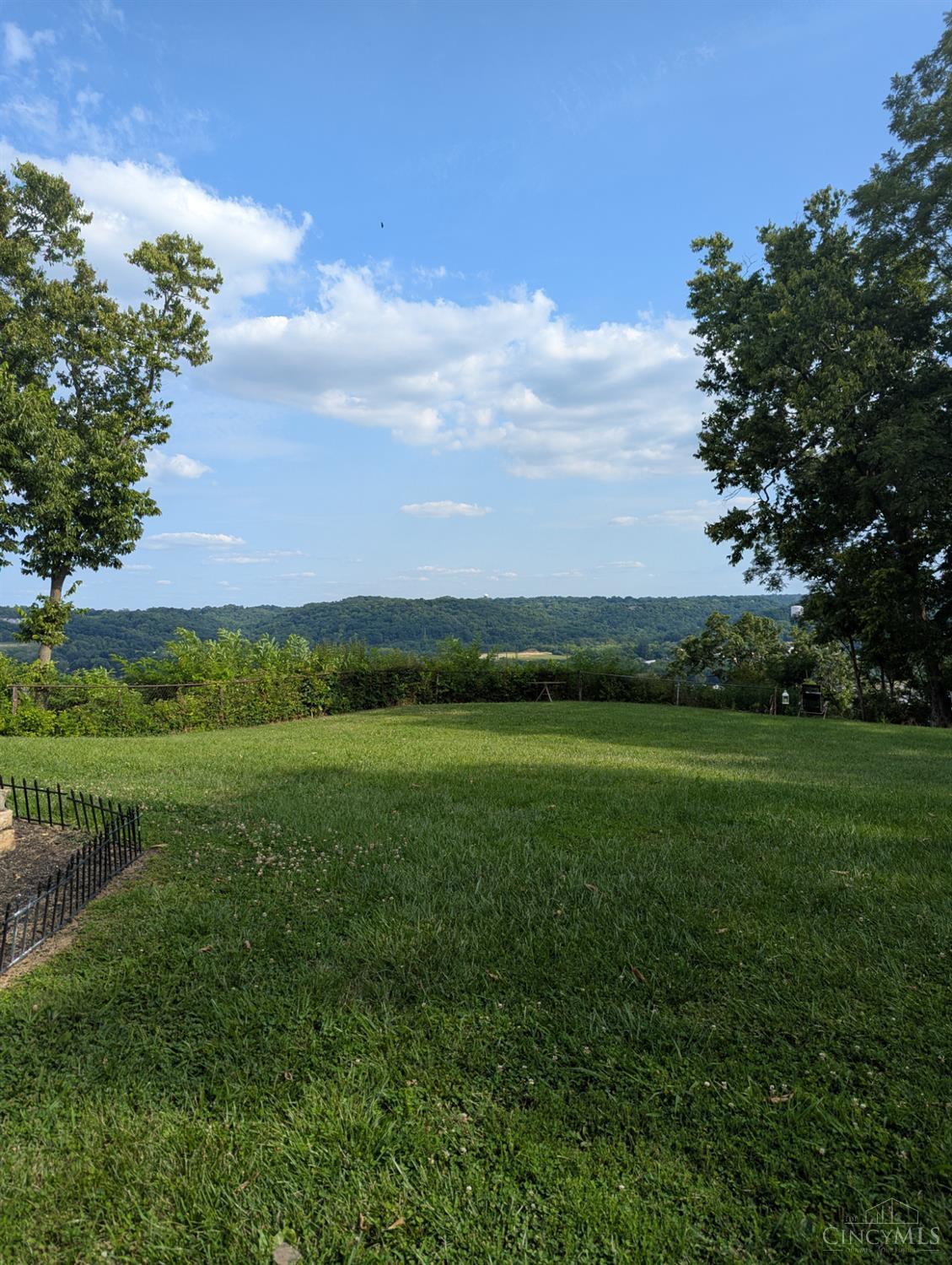 355 Grand Avenue #105, Cincinnati, OH, 45205 — photo 13