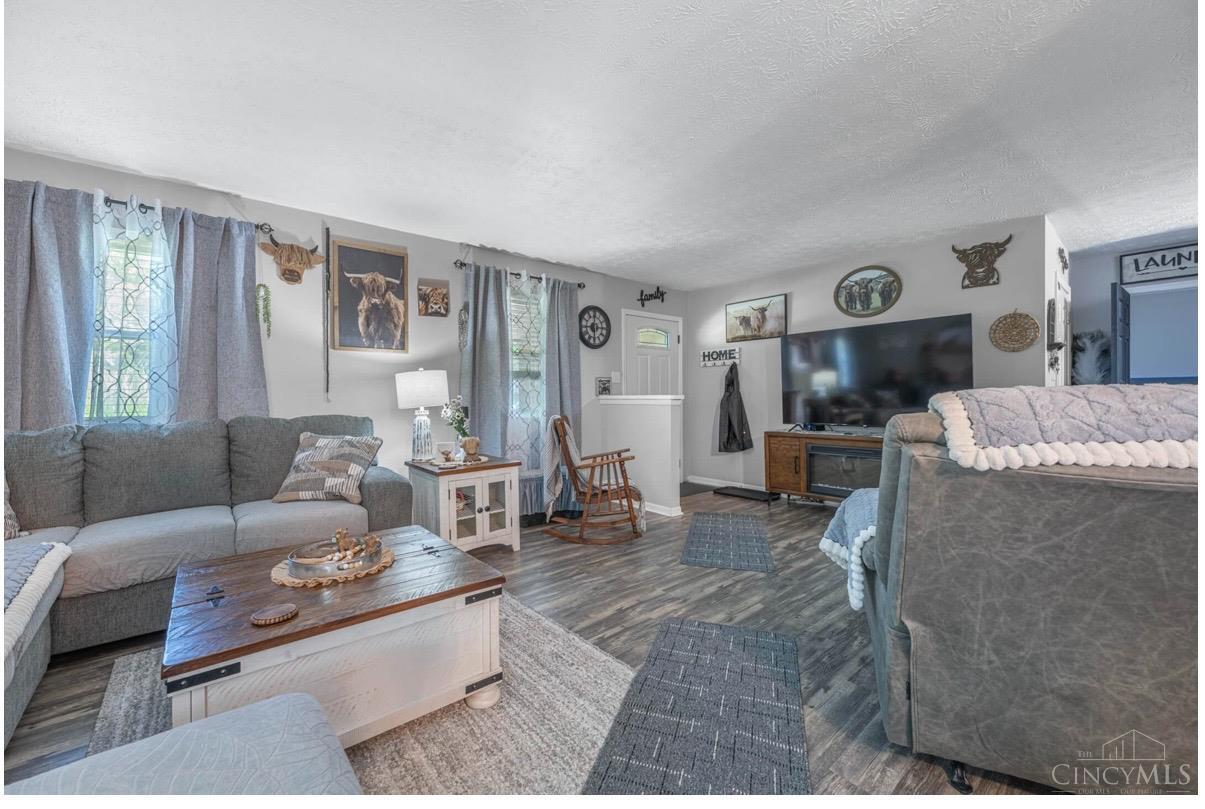 5th image of 204 Rossman Ct, Franklin, OH 45005 | MLS# 1888354