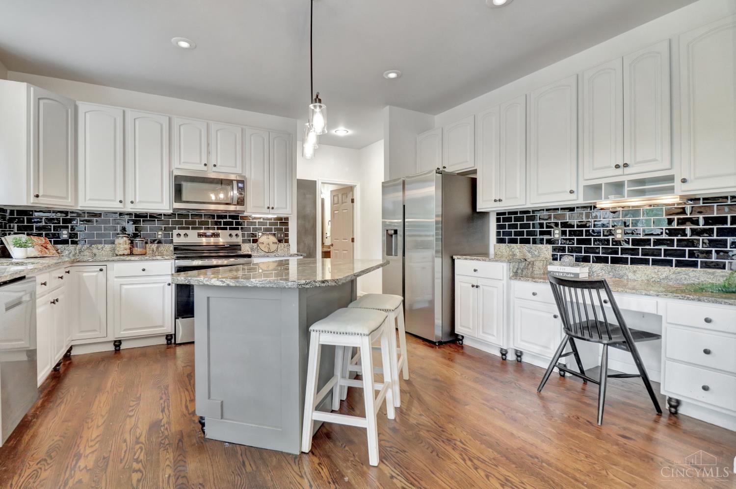 3rd image of 7873 Plumfield Ct, Deerfield Twp., OH 45040 | MLS# 1886029