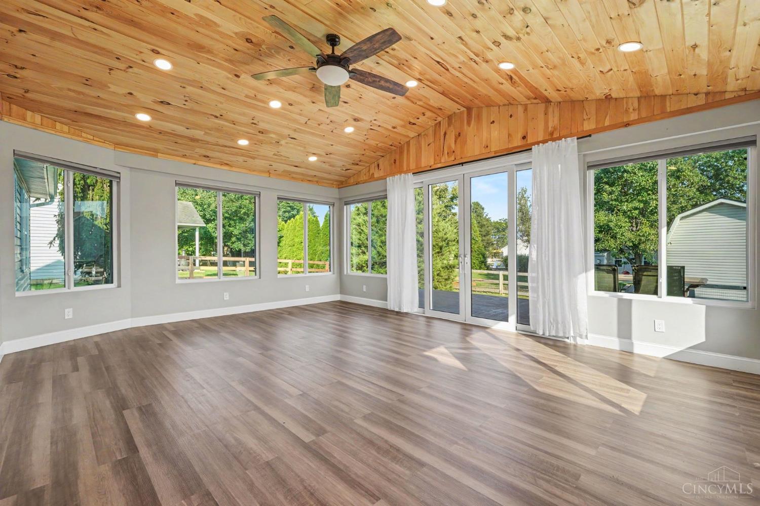 6115 Misty Creek Drive, Goshen Twp, OH, 45140 — photo 10