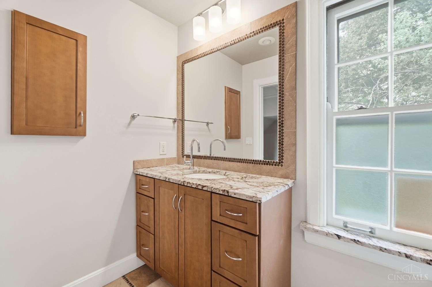 5922 Winton Ridge Lane