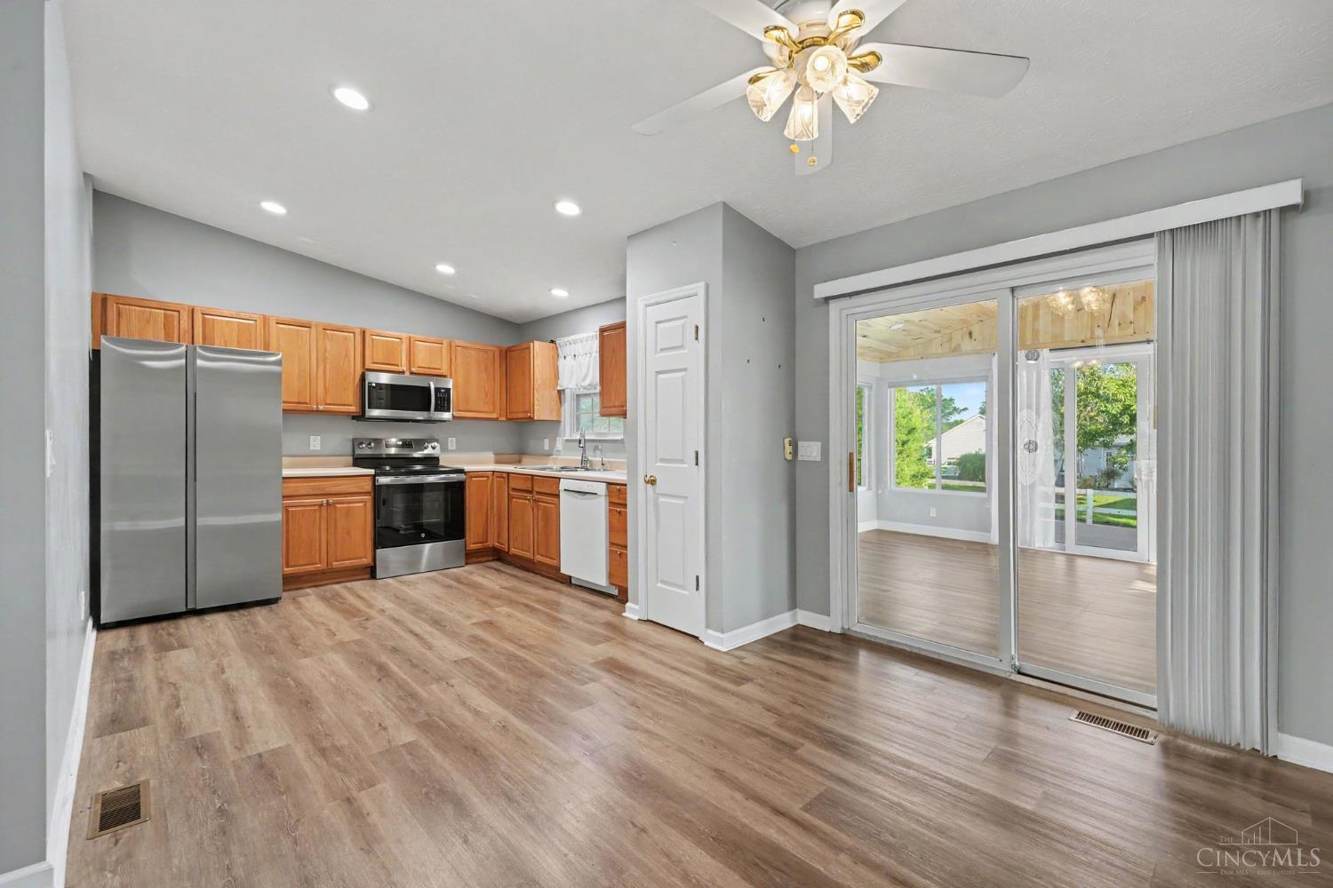 6115 Misty Creek Drive, Goshen Twp, OH, 45140 — photo 6