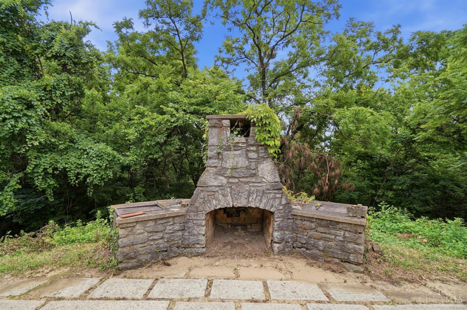 5922 Winton Ridge Lane
