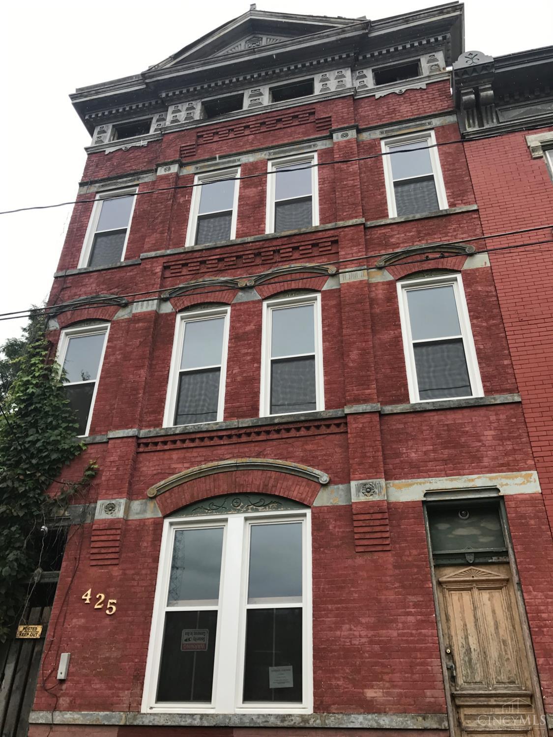 425 Whiteman Street, Cincinnati, OH, 45214