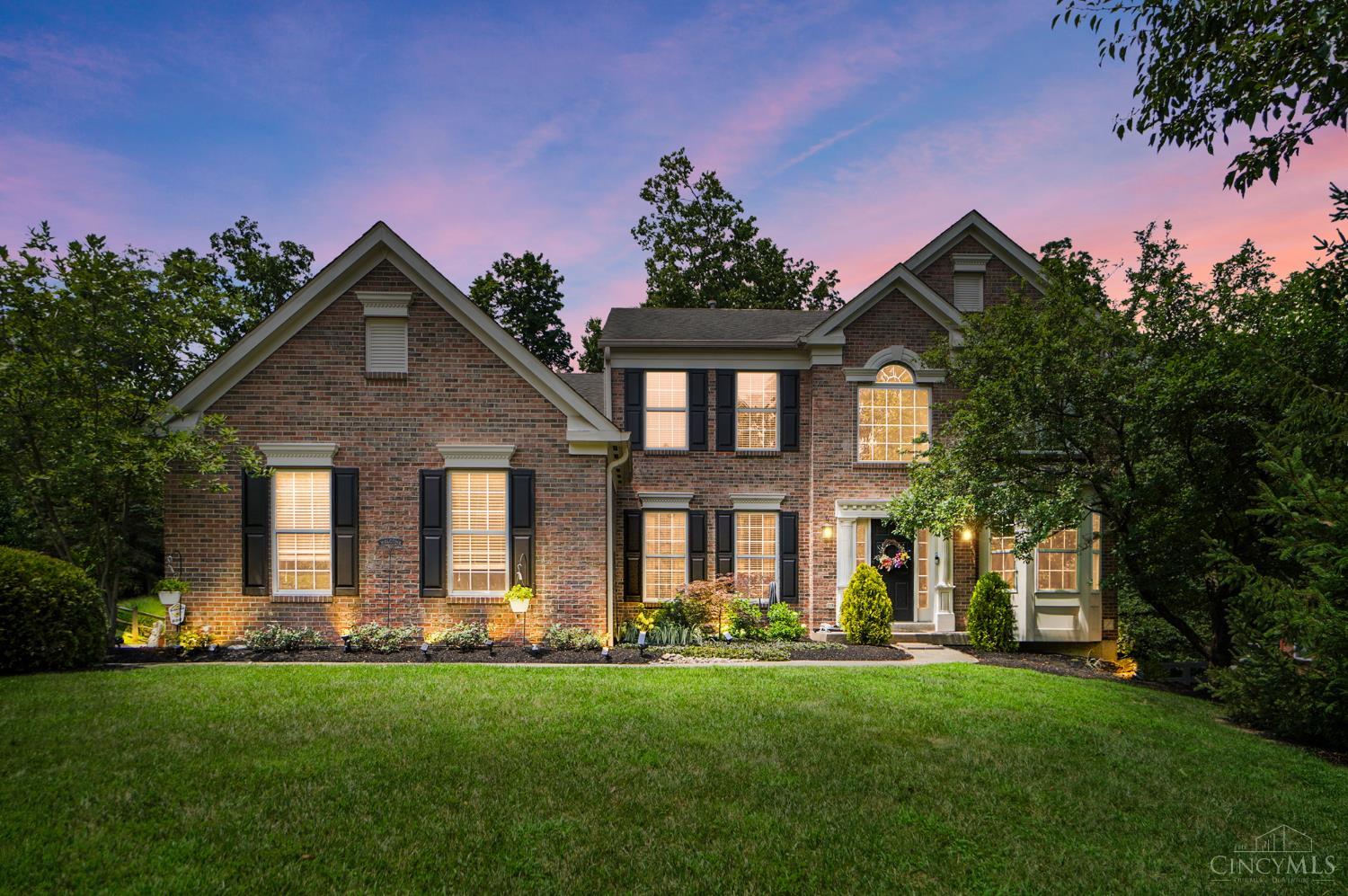 2nd image of 1030 Westchester Wy, Union Twp, OH 45244 | MLS# 1888146