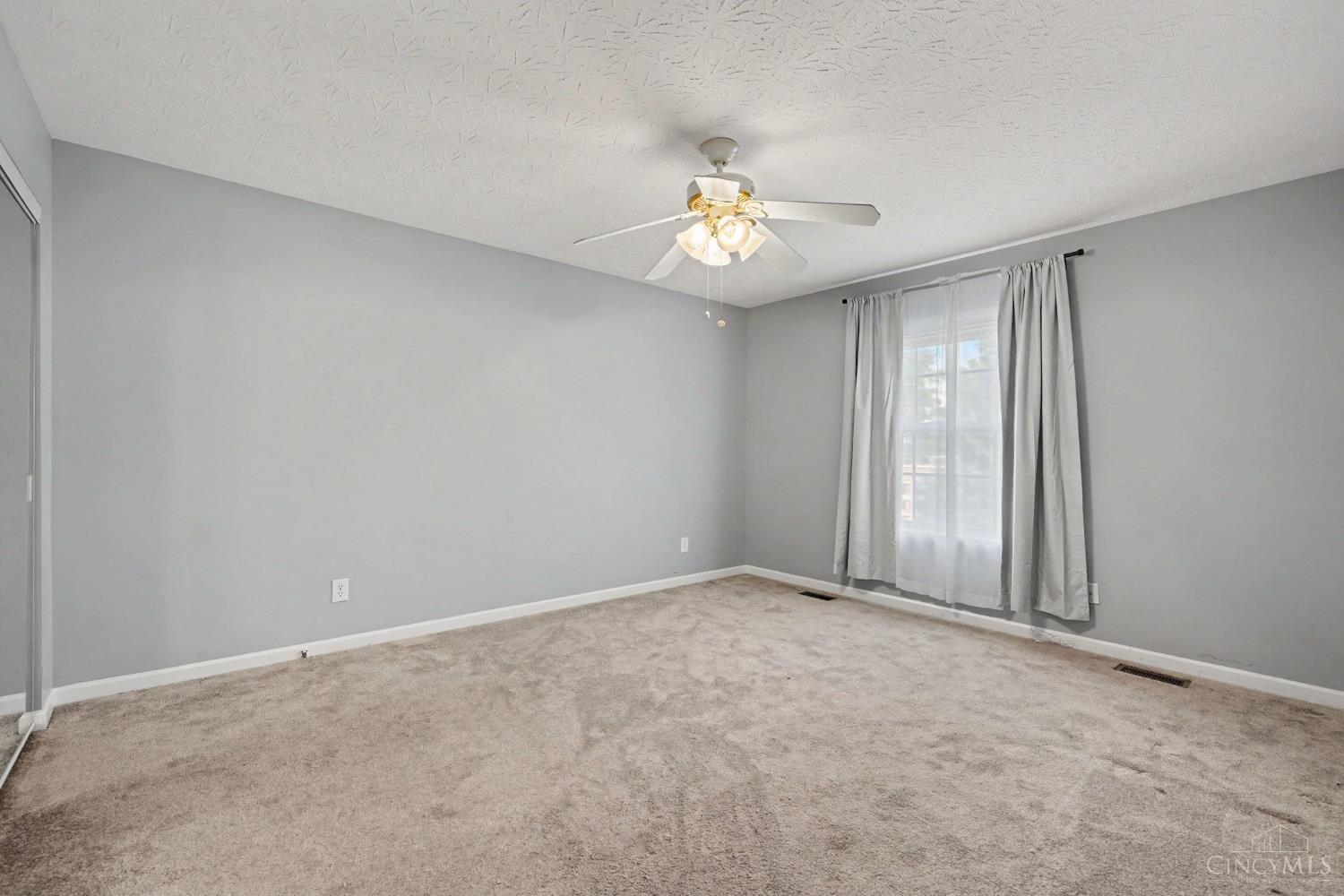 6115 Misty Creek Drive, Goshen Twp, OH, 45140 — photo 13