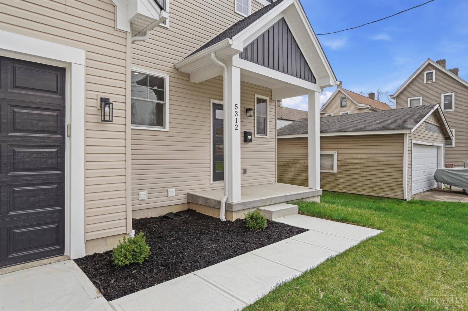 7334 Iuka Avenue, Madeira, OH, 45243 — photo 12