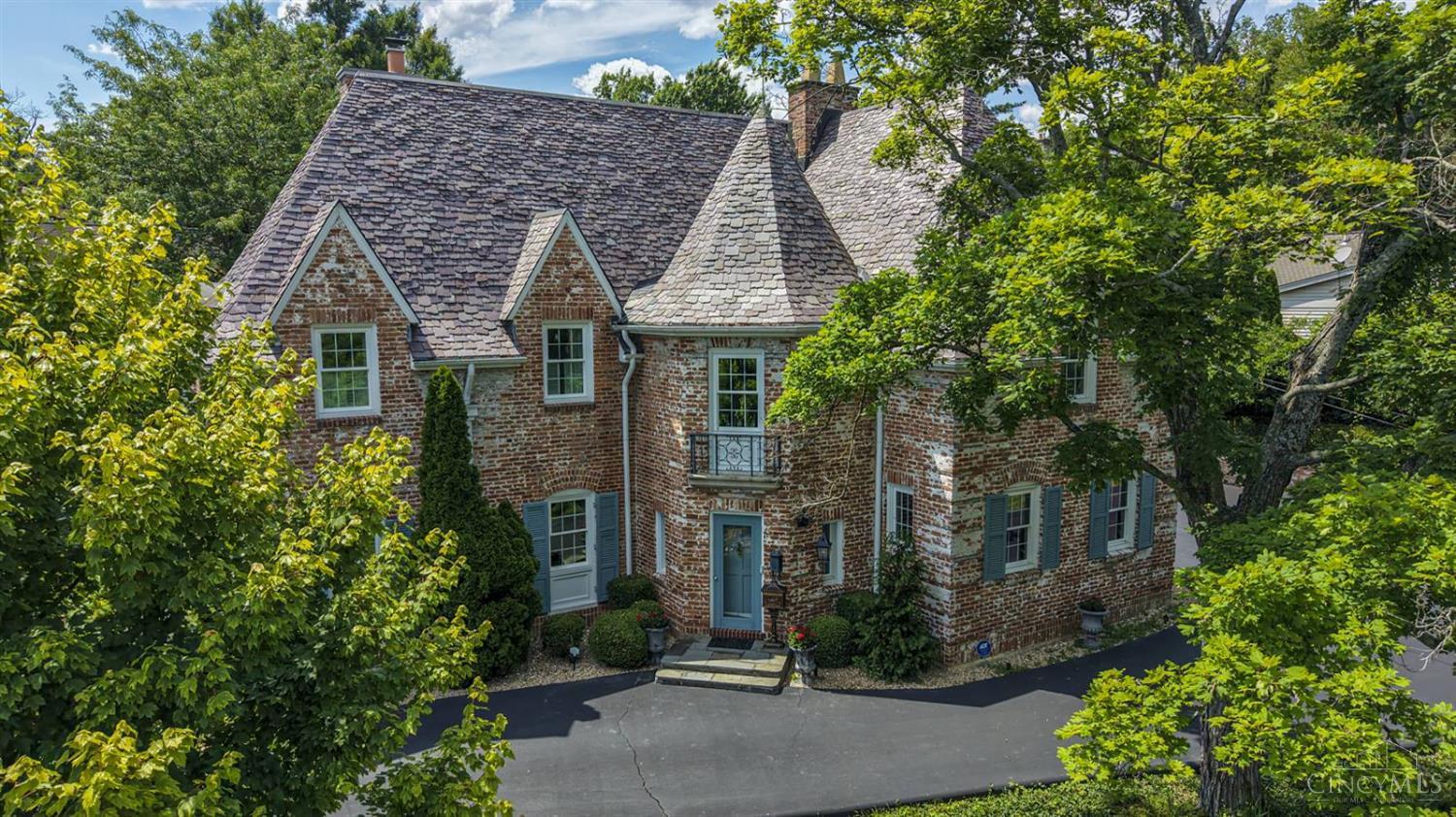 4th image of 1075 Edwards Rd, Cincinnati, OH 45208 | MLS# 1888287