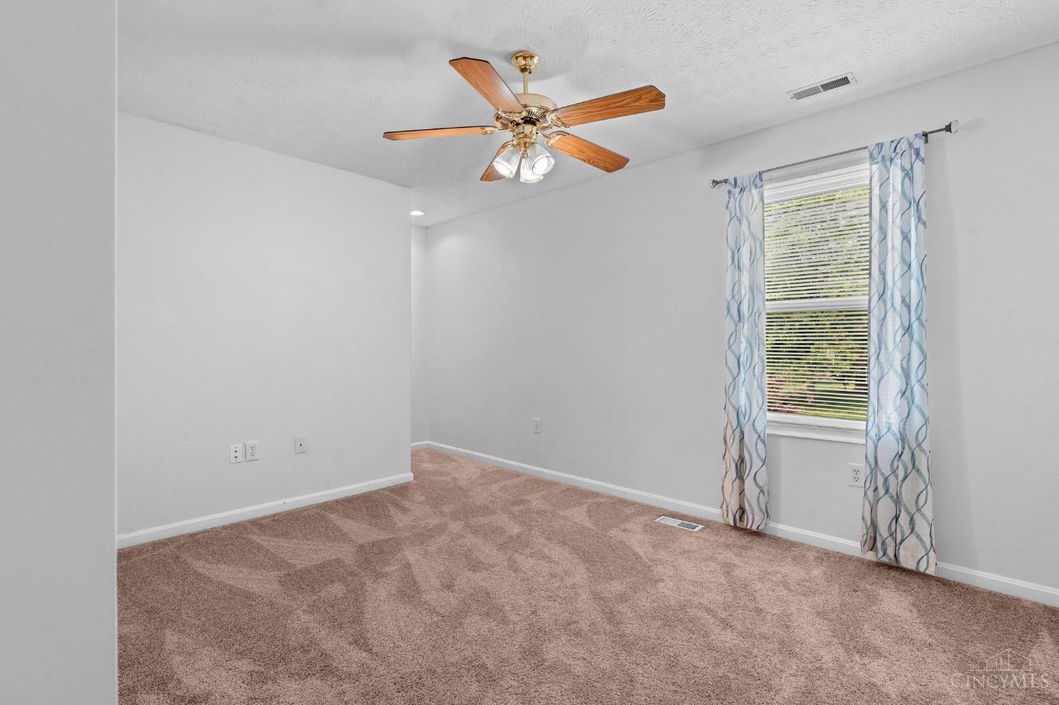 5525 Scarlet Maple Court, Miami Twp, OH, 45150 — photo 30