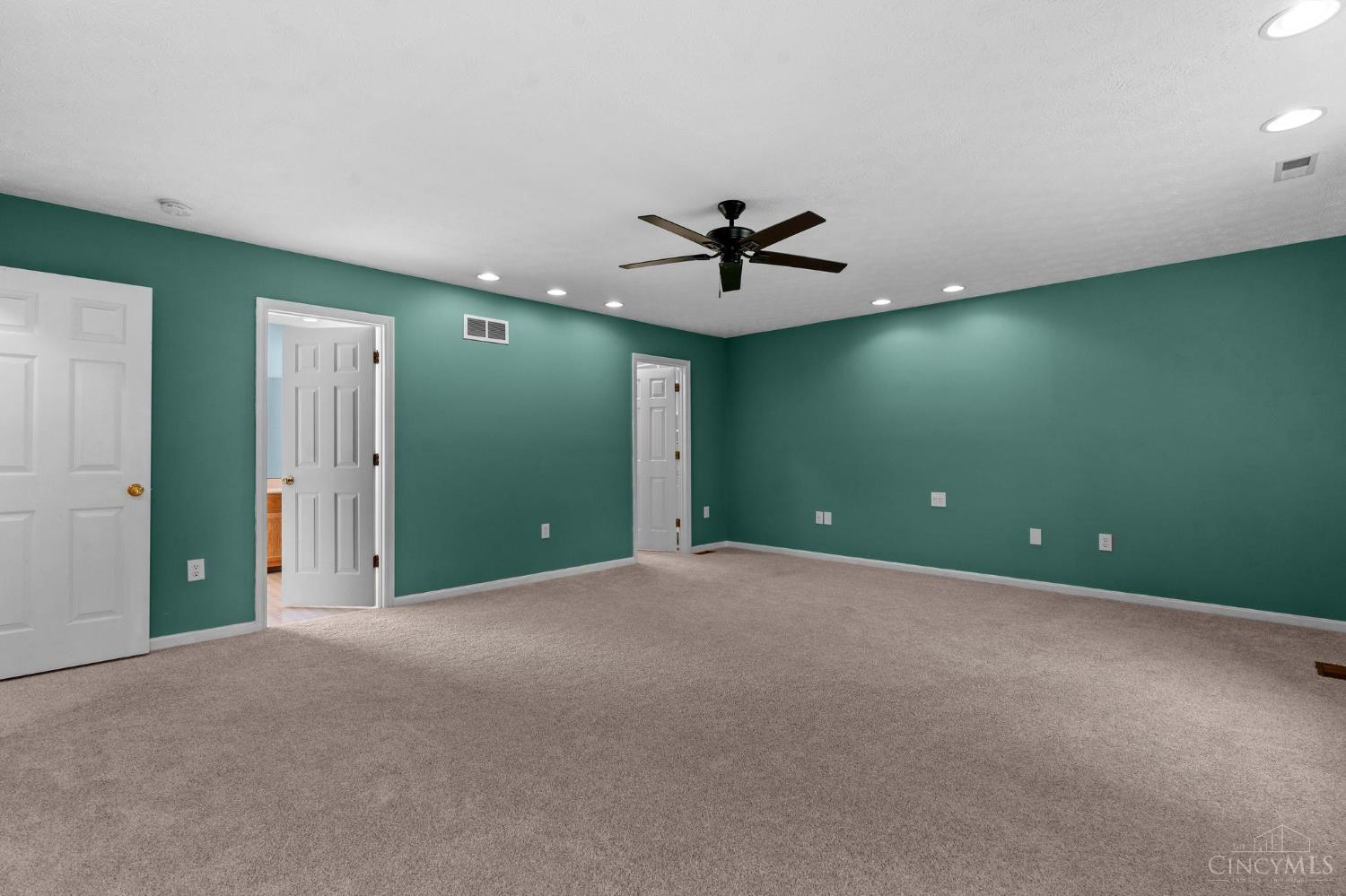5525 Scarlet Maple Court, Miami Twp, OH, 45150 — photo 25