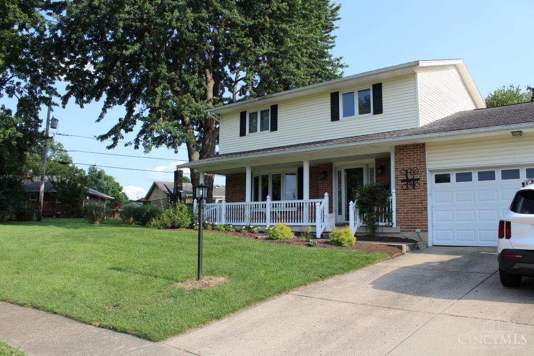 2nd image of 1060 Mayfair Dr, Wilmington, OH 45177 | MLS# 1888573
