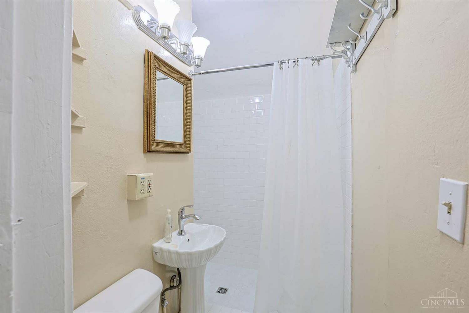 445 Ludlow Avenue, Cincinnati, OH, 45220 — photo 52