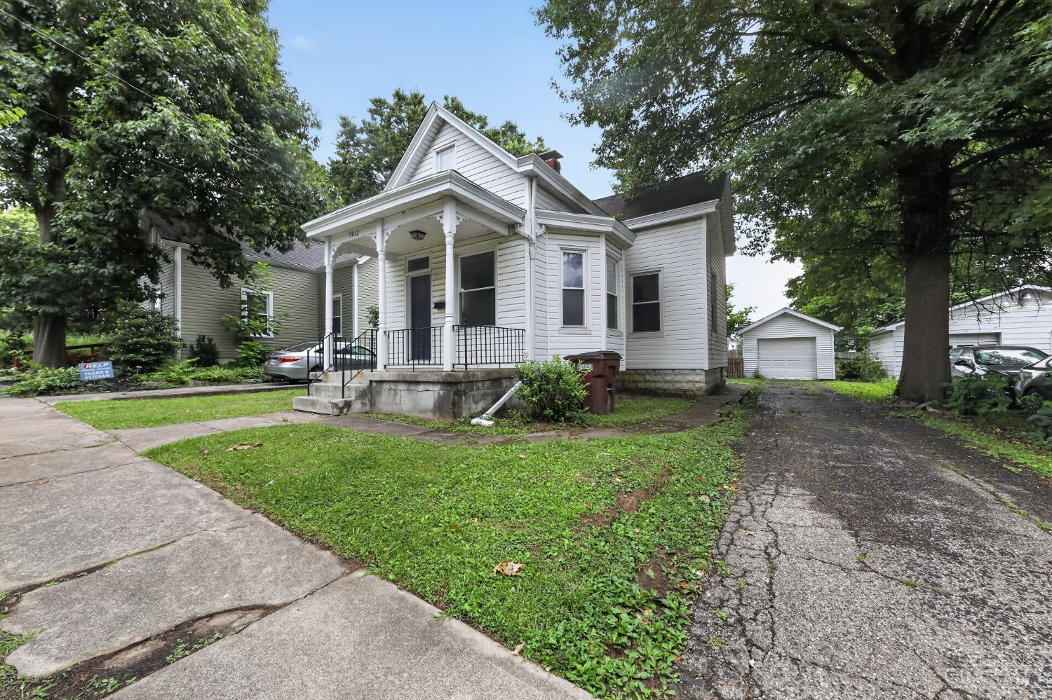 3rd image of 7412 Elizabeth St, Mt Healthy, OH 45231 | MLS# 1887477