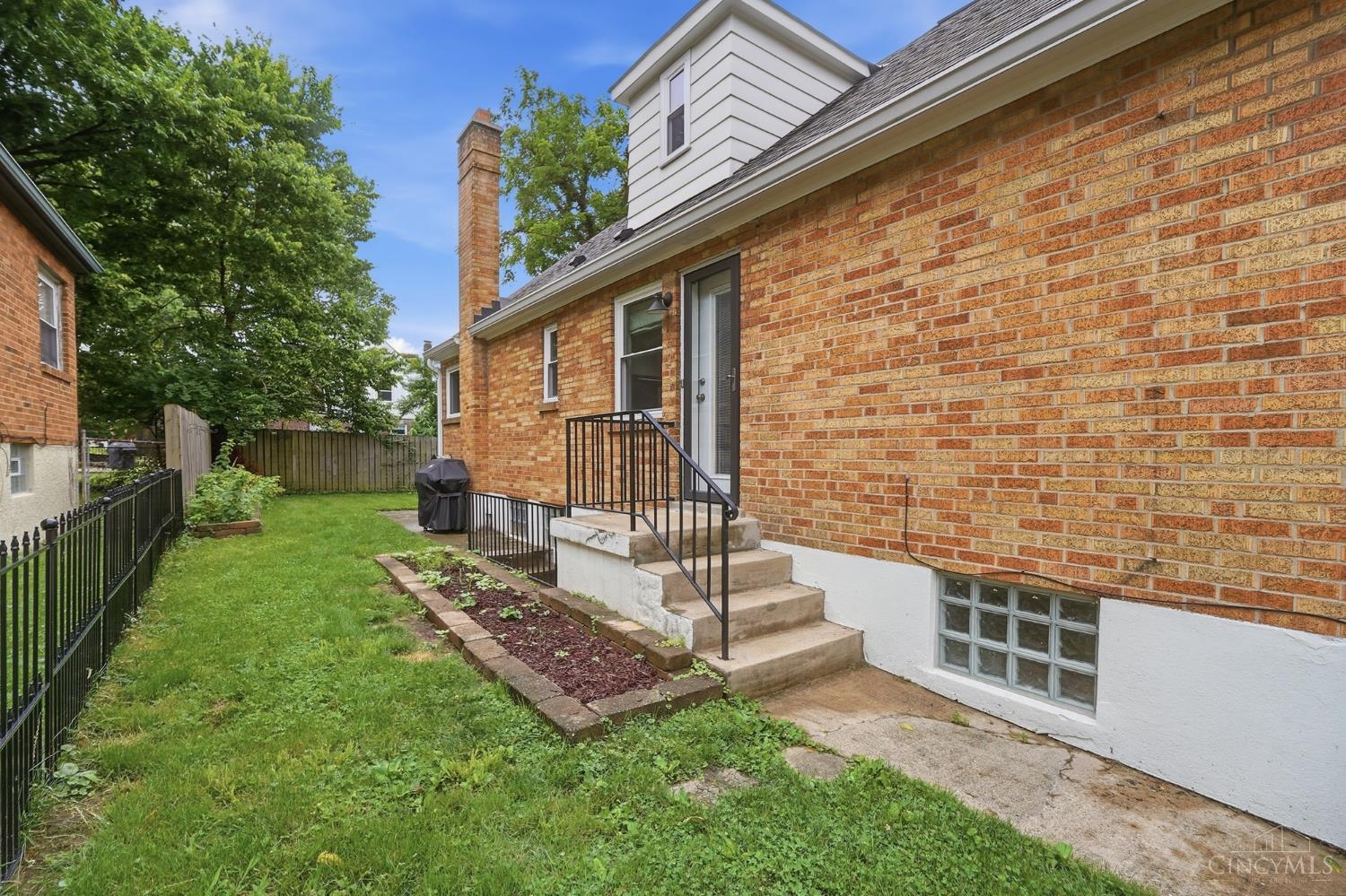 2853 Lawndale Avenue, Cincinnati, OH, 45212 — photo 35