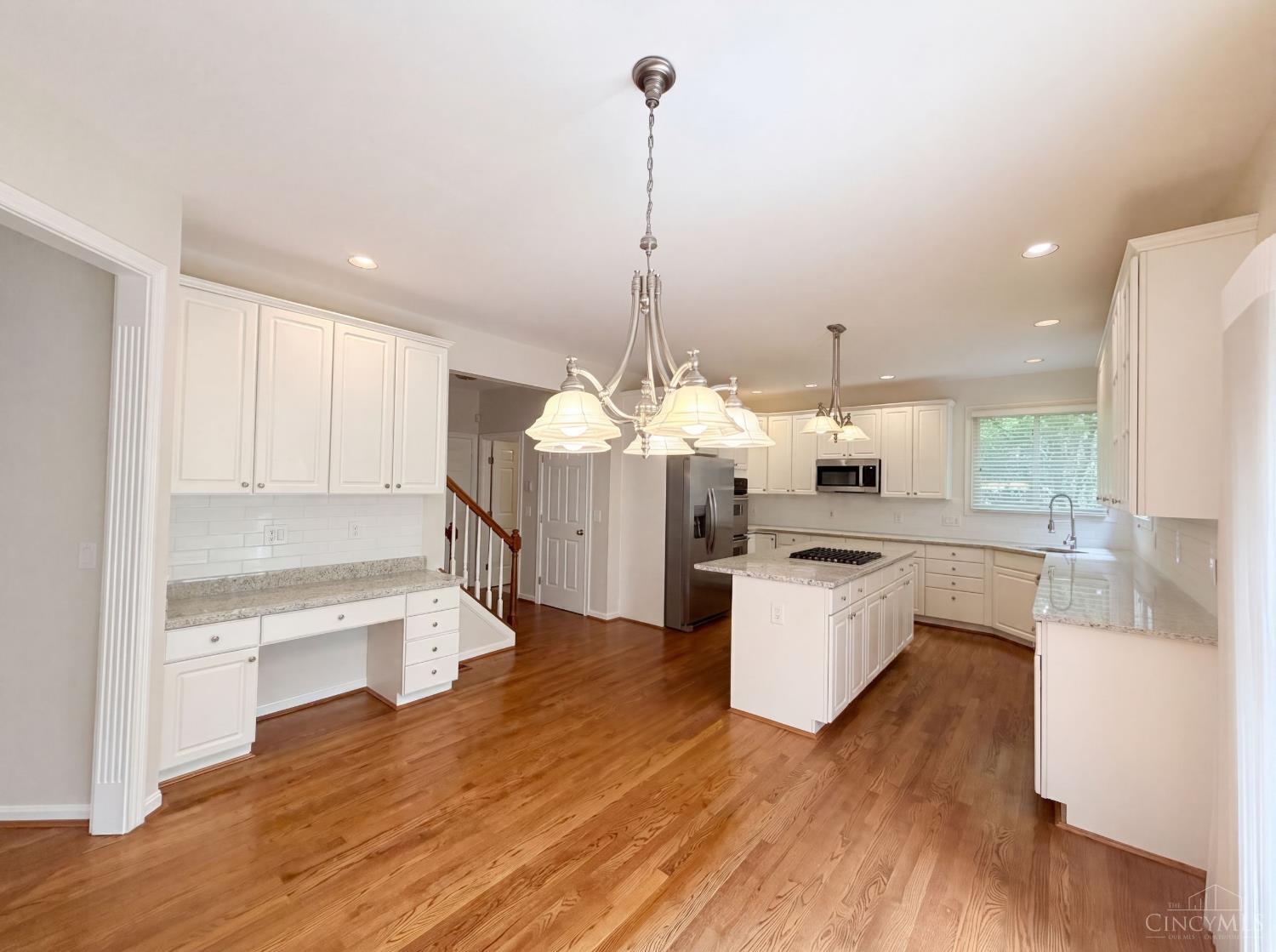 6667 Miami Woods Drive, Miami Twp, OH, 45140 — photo 5