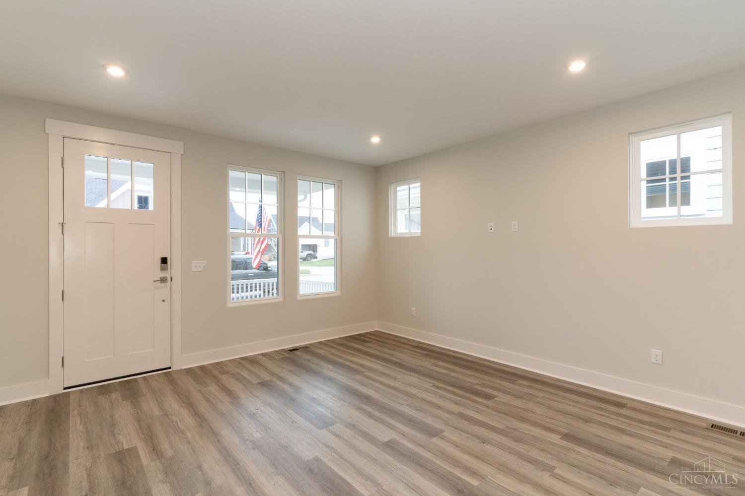 332 Copley Street, Turtle Creek Twp, OH, 45036 — photo 14