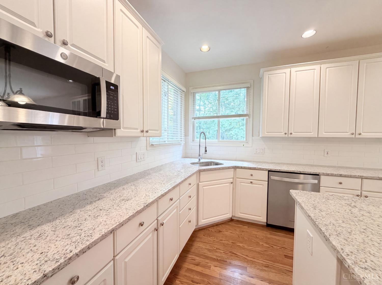 6667 Miami Woods Drive, Miami Twp, OH, 45140 — photo 8