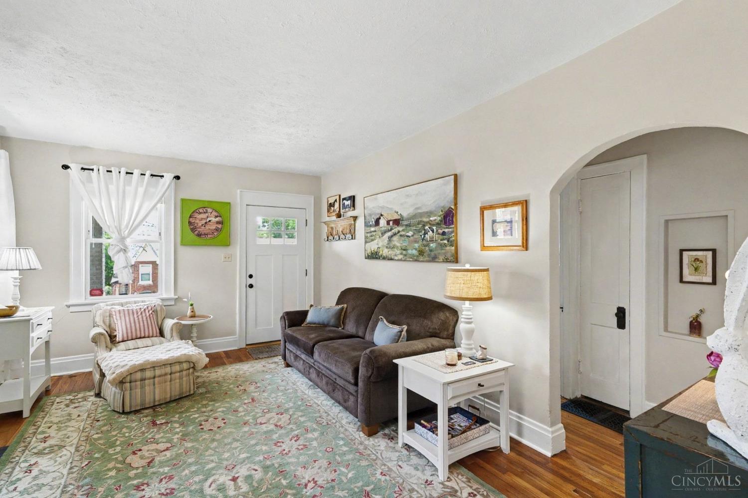 Photo 3 of Single family home for sale at 3389 Alta Vista Ave, Cincinnati, OH 45211 | MLS# 1888413 | Listing updated on 2026-09-17