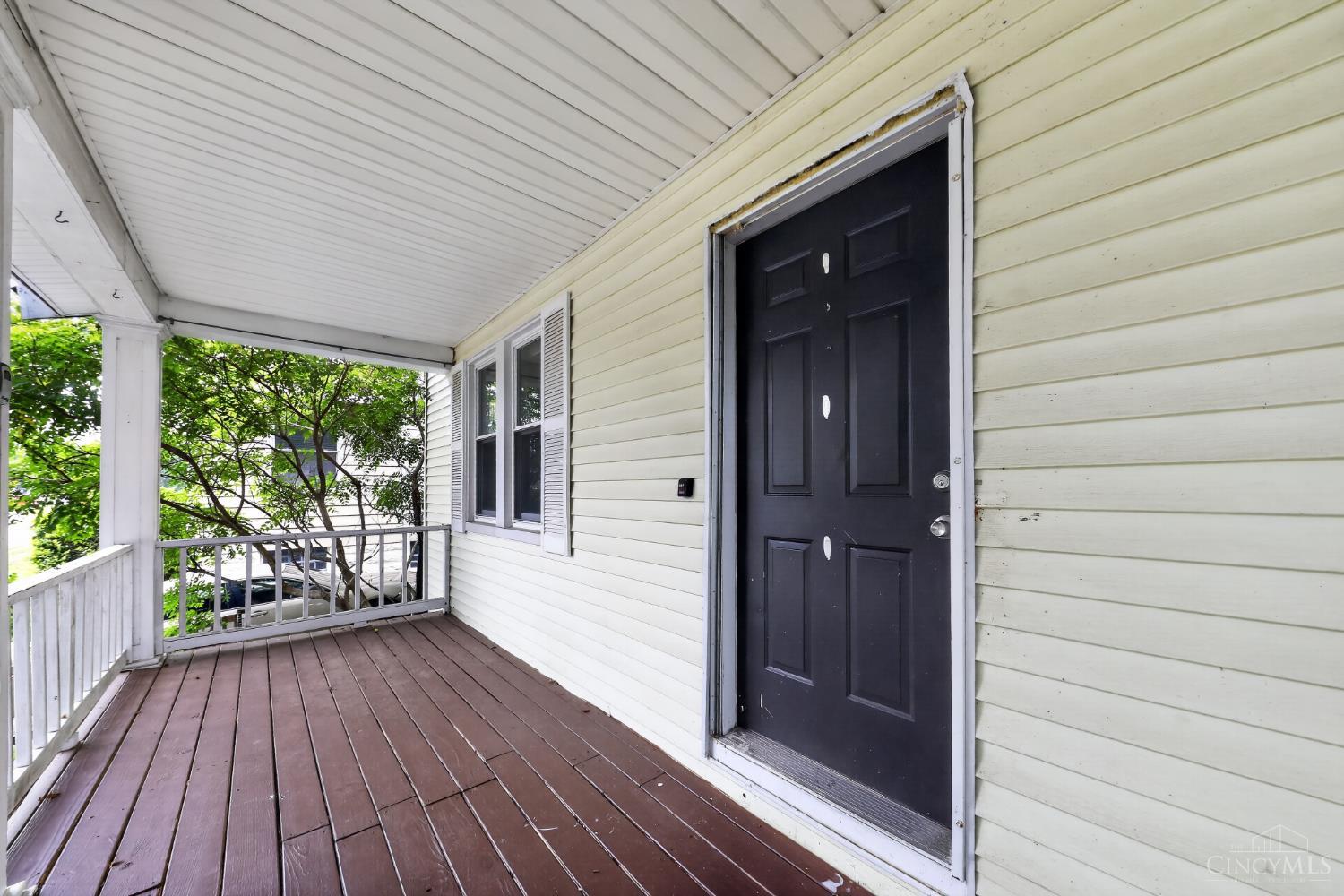 3rd image of 2832 Shaffer Ave, Cincinnati, OH 45211 | MLS# 1887155
