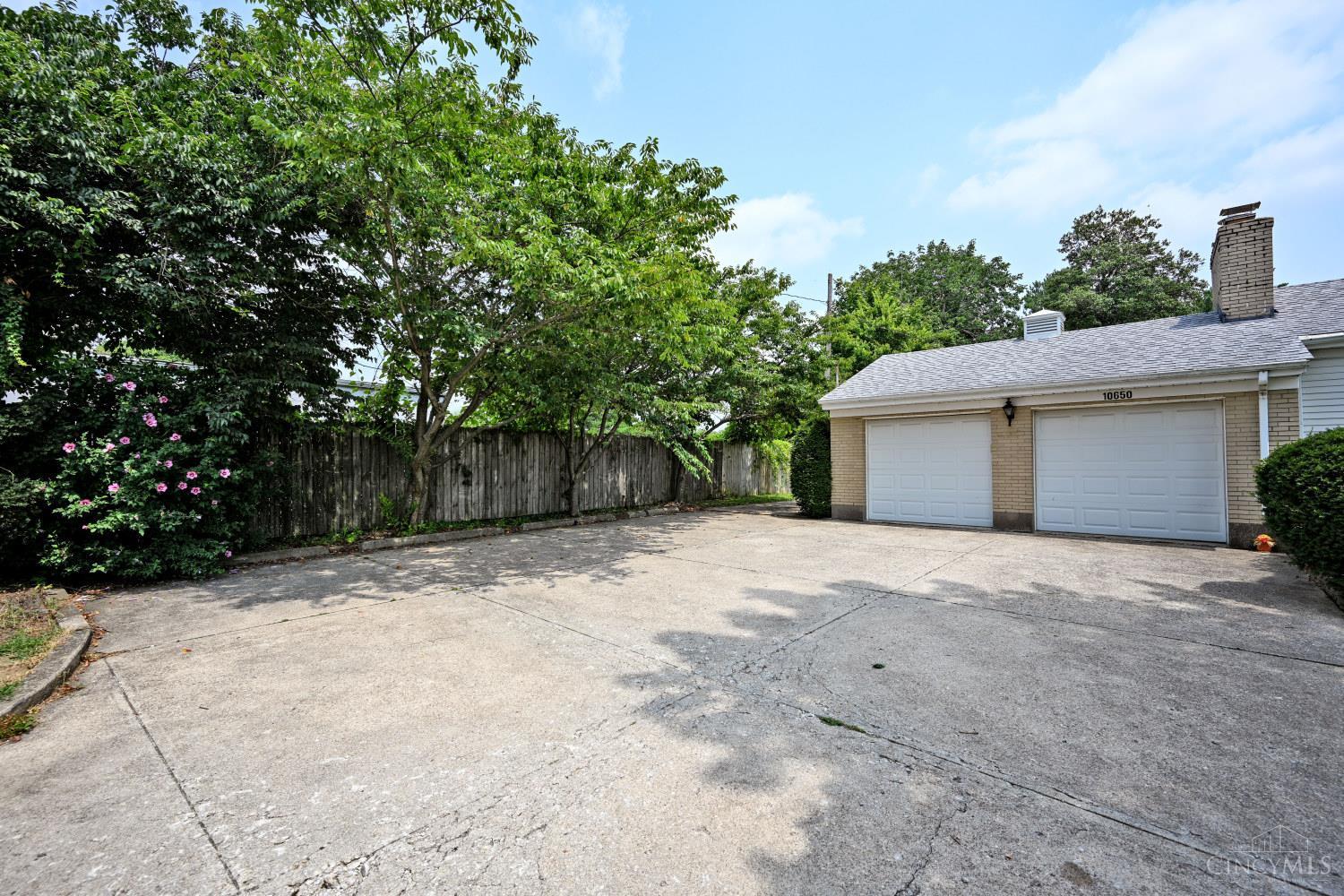 Photo 4 of Sale Pending at 10650 Pippin Rd, Colerain Twp, OH 45231 | MLS# 1888636 | Listing updated on 2026-09-17