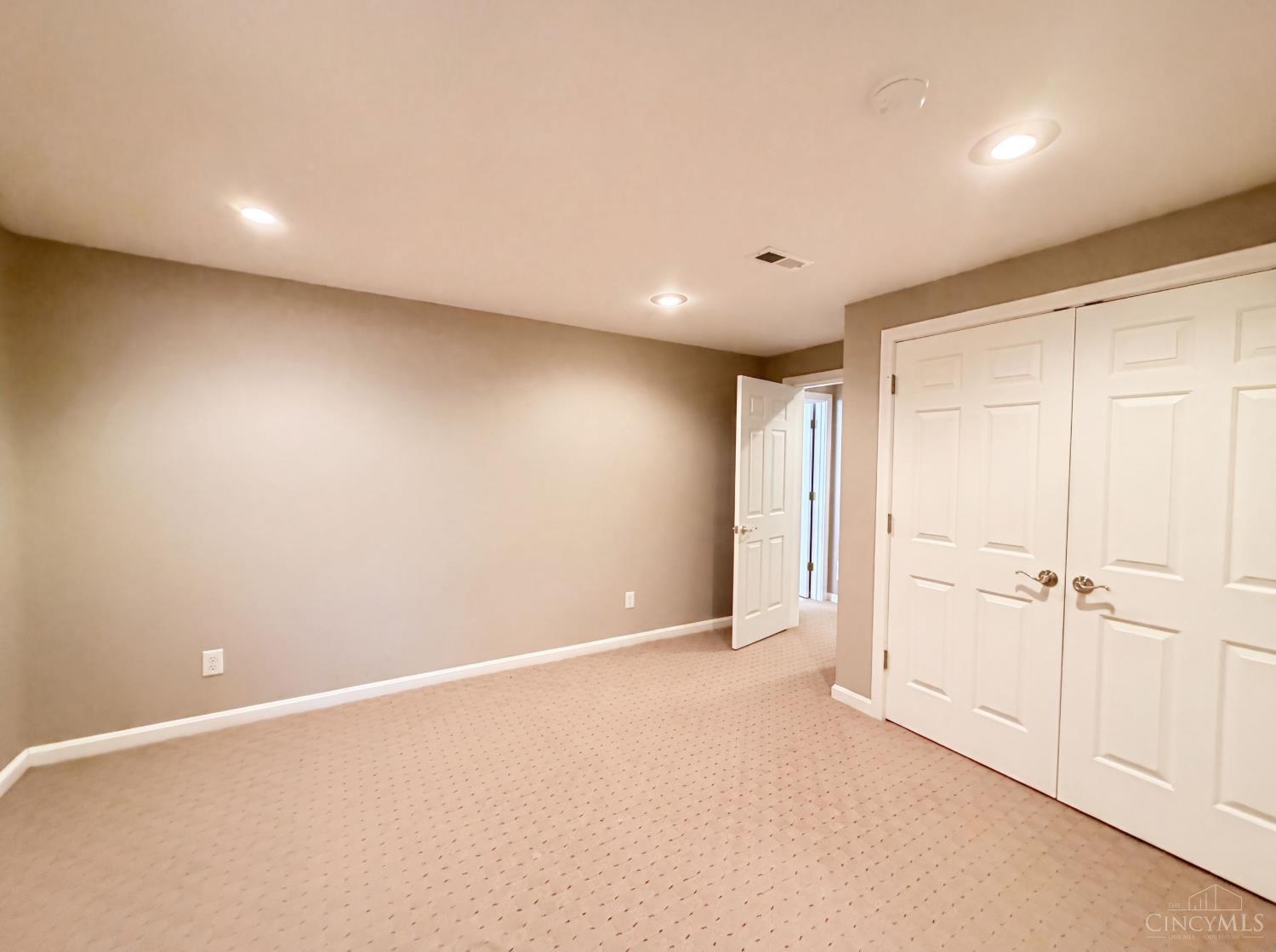 6667 Miami Woods Drive, Miami Twp, OH, 45140 — photo 36