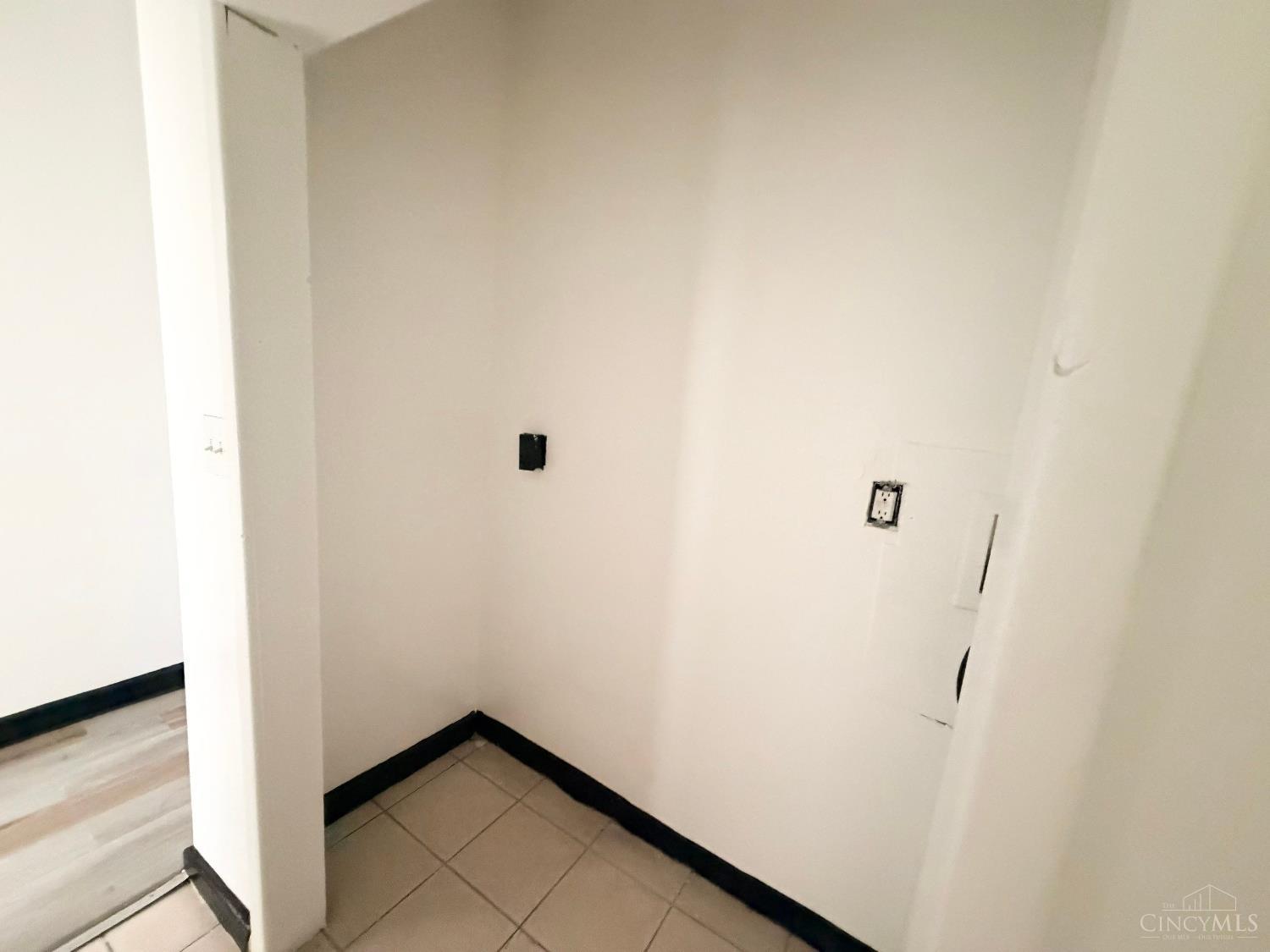 252 Renner St, Cincinnati, OH, 45214 — photo 5