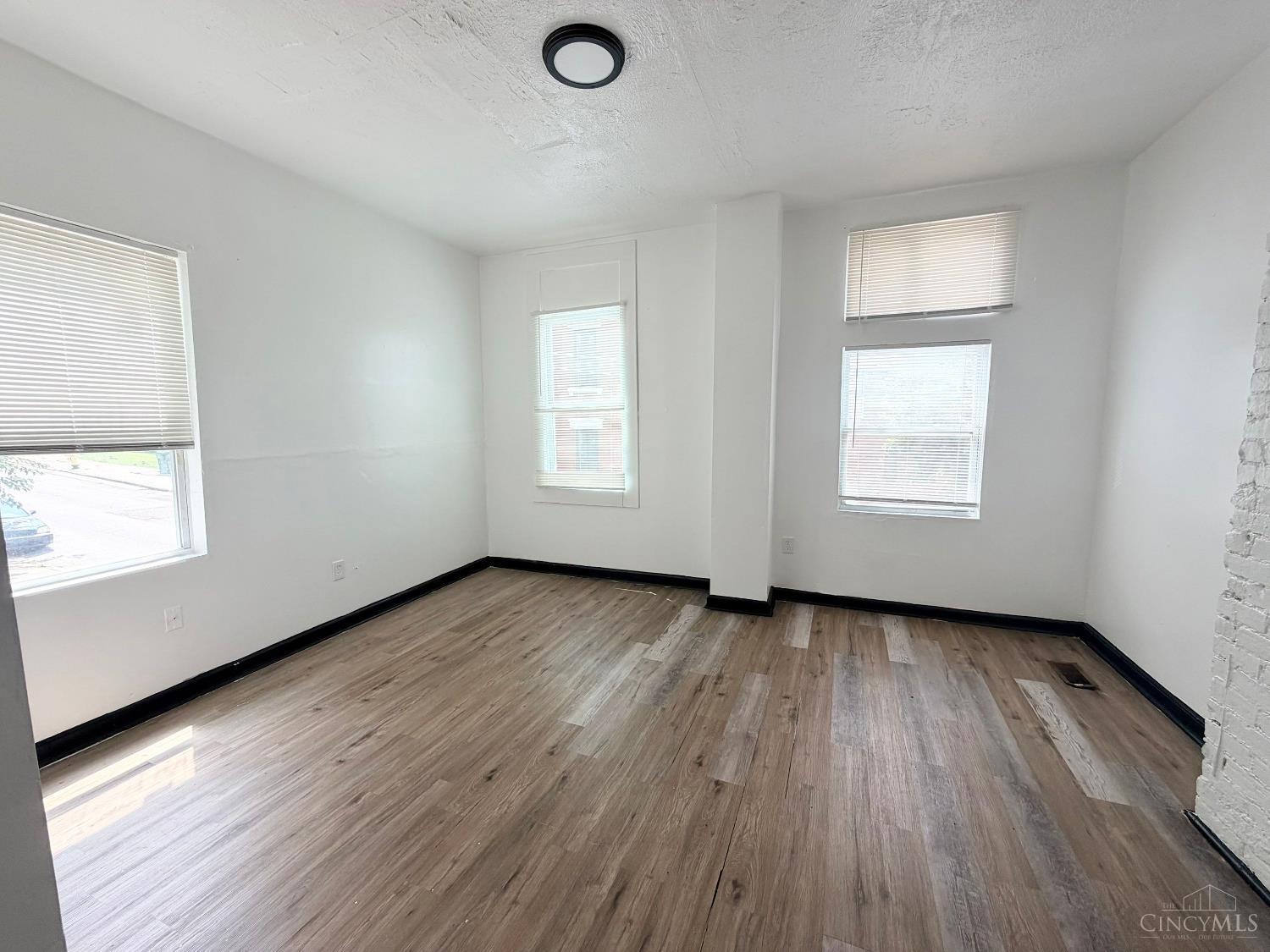 252 Renner St, Cincinnati, OH, 45214 — photo 10