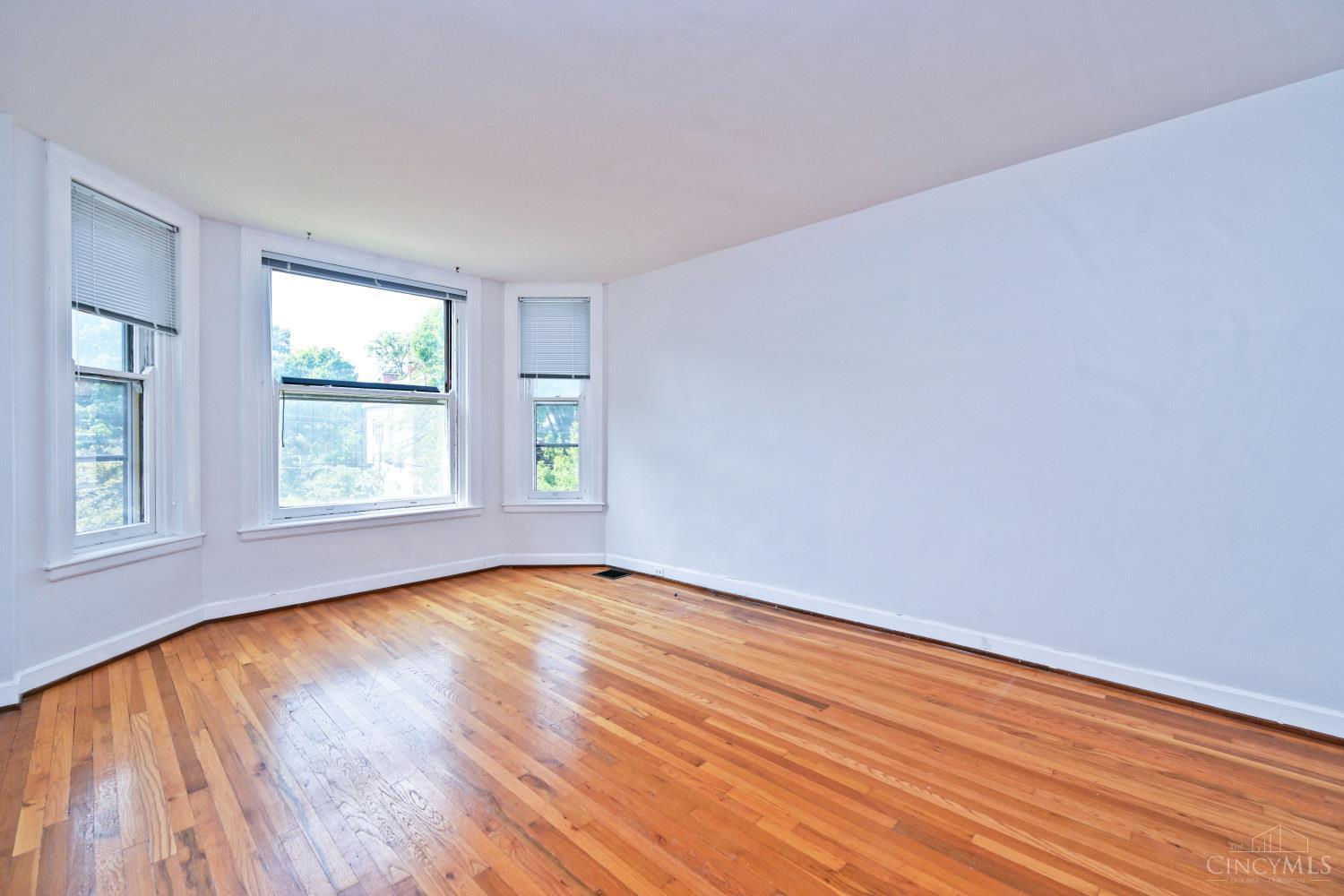 236 Loraine Avenue, Cincinnati, OH, 45220 — photo 11