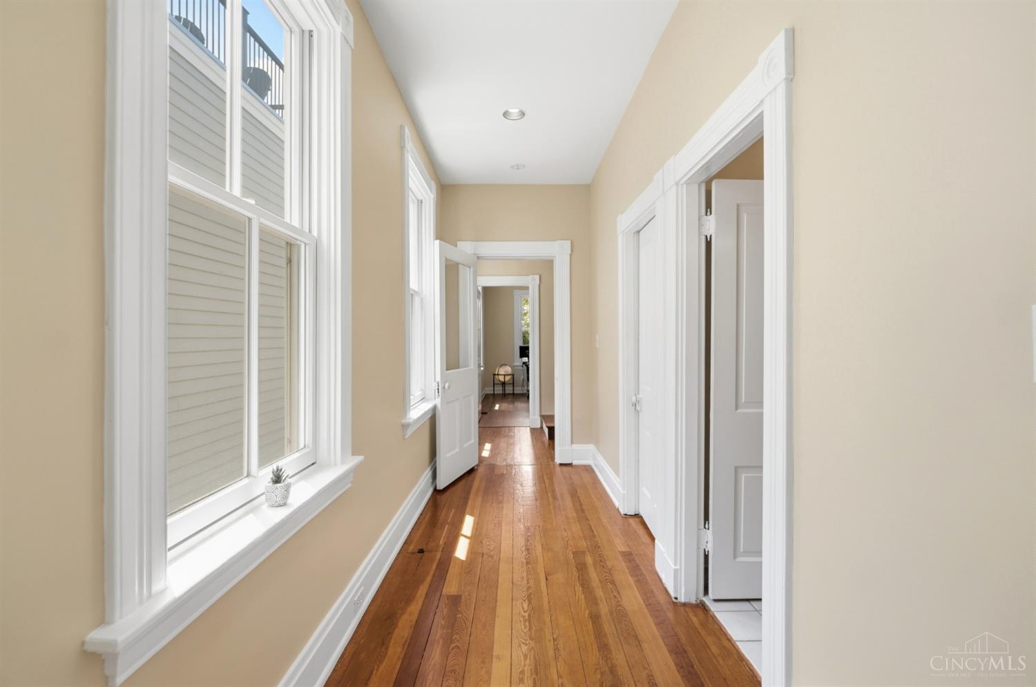 1021 St Gregory Street, Cincinnati, OH, 45202 — photo 38
