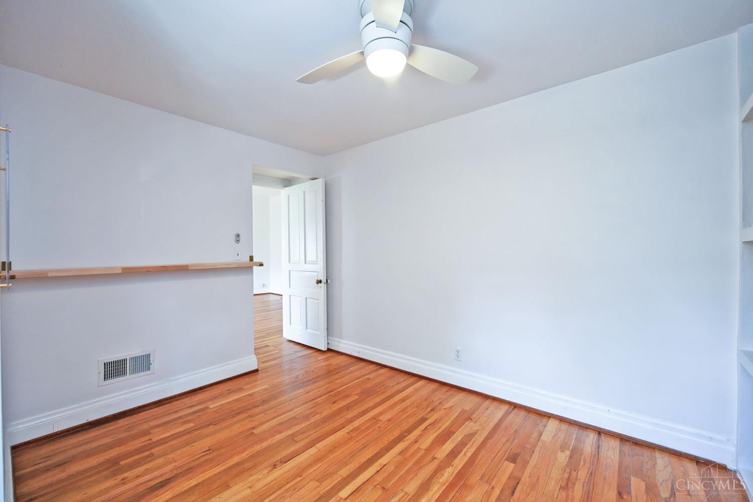 236 Loraine Avenue, Cincinnati, OH, 45220 — photo 25