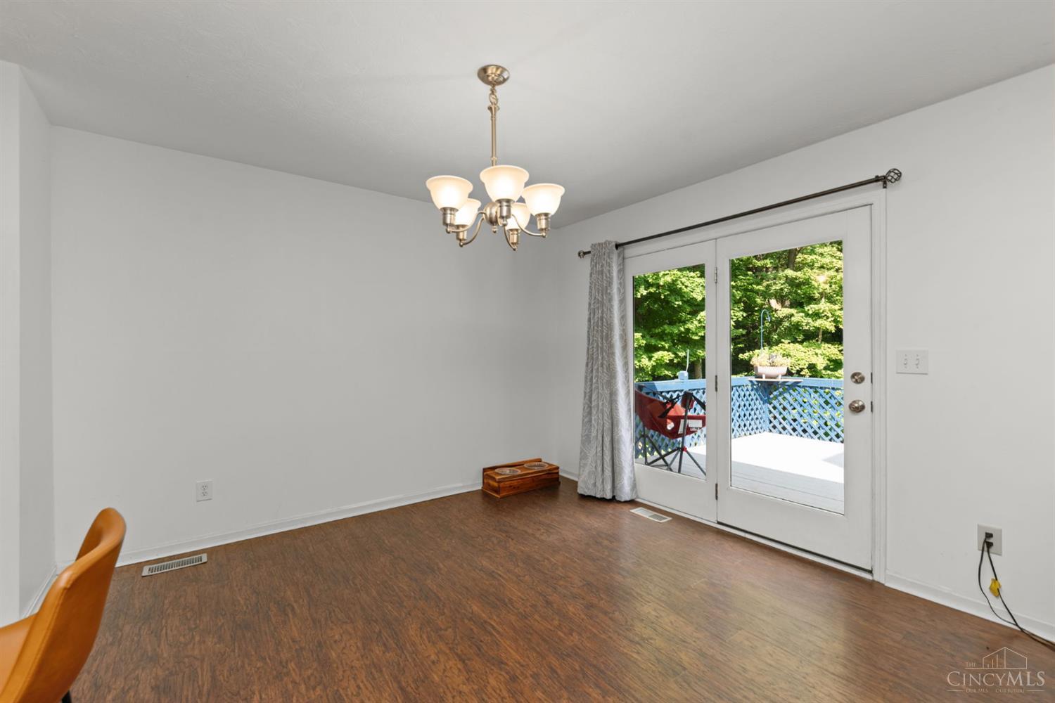 3923 Little Creek Drive, Batavia Twp, OH, 45102 — photo 9