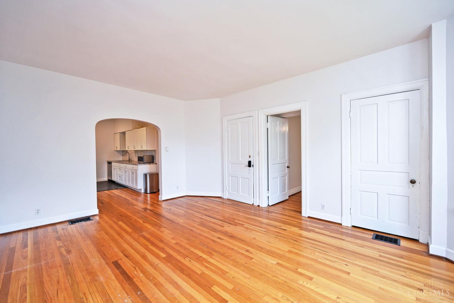 236 Loraine Avenue, Cincinnati, OH, 45220 — photo 13