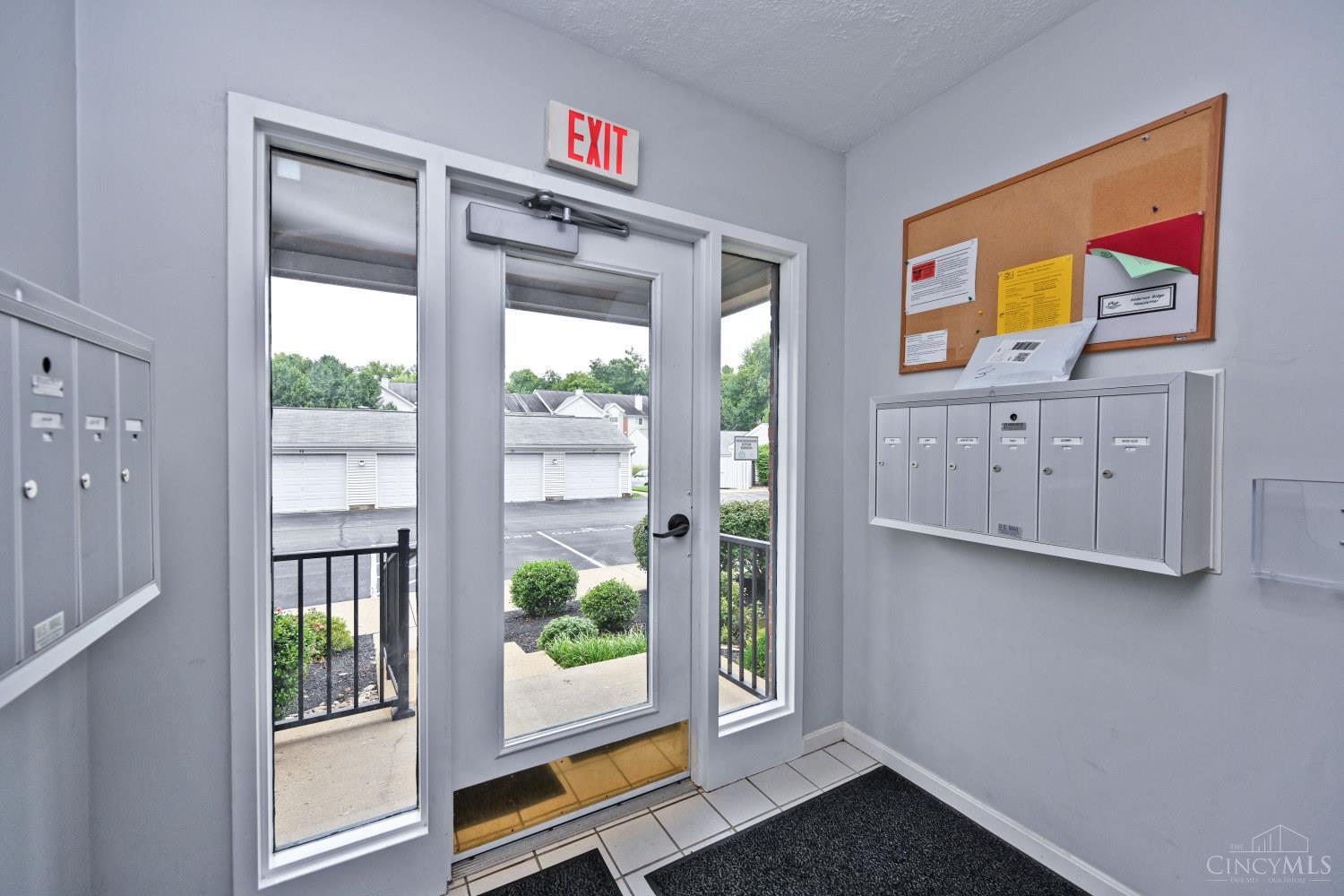 7382 Ridgepoint Drive #7, Anderson Twp, OH, 45230 — photo 4