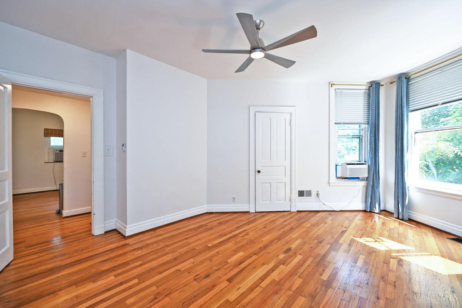 236 Loraine Avenue, Cincinnati, OH, 45220 — photo 21
