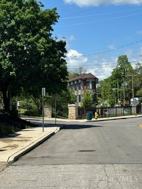 229 Dorchester Avenue, Cincinnati, OH, 45219 — photo 2