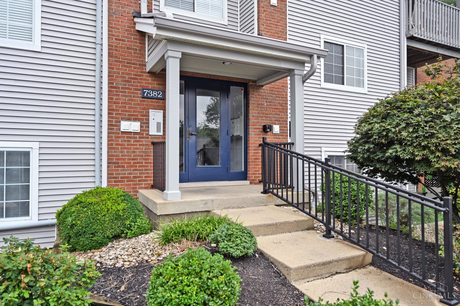 7382 Ridgepoint Drive #7, Anderson Twp, OH, 45230 — photo 3