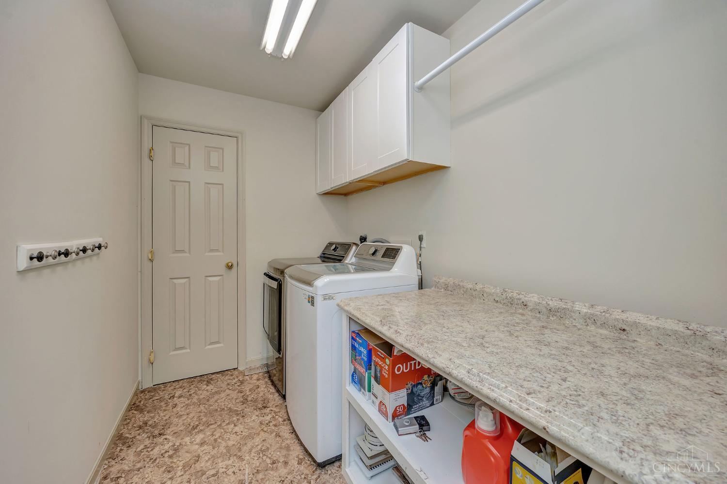 11725 Darbyshire Court, Symmes Twp, OH, 45140 — photo 25