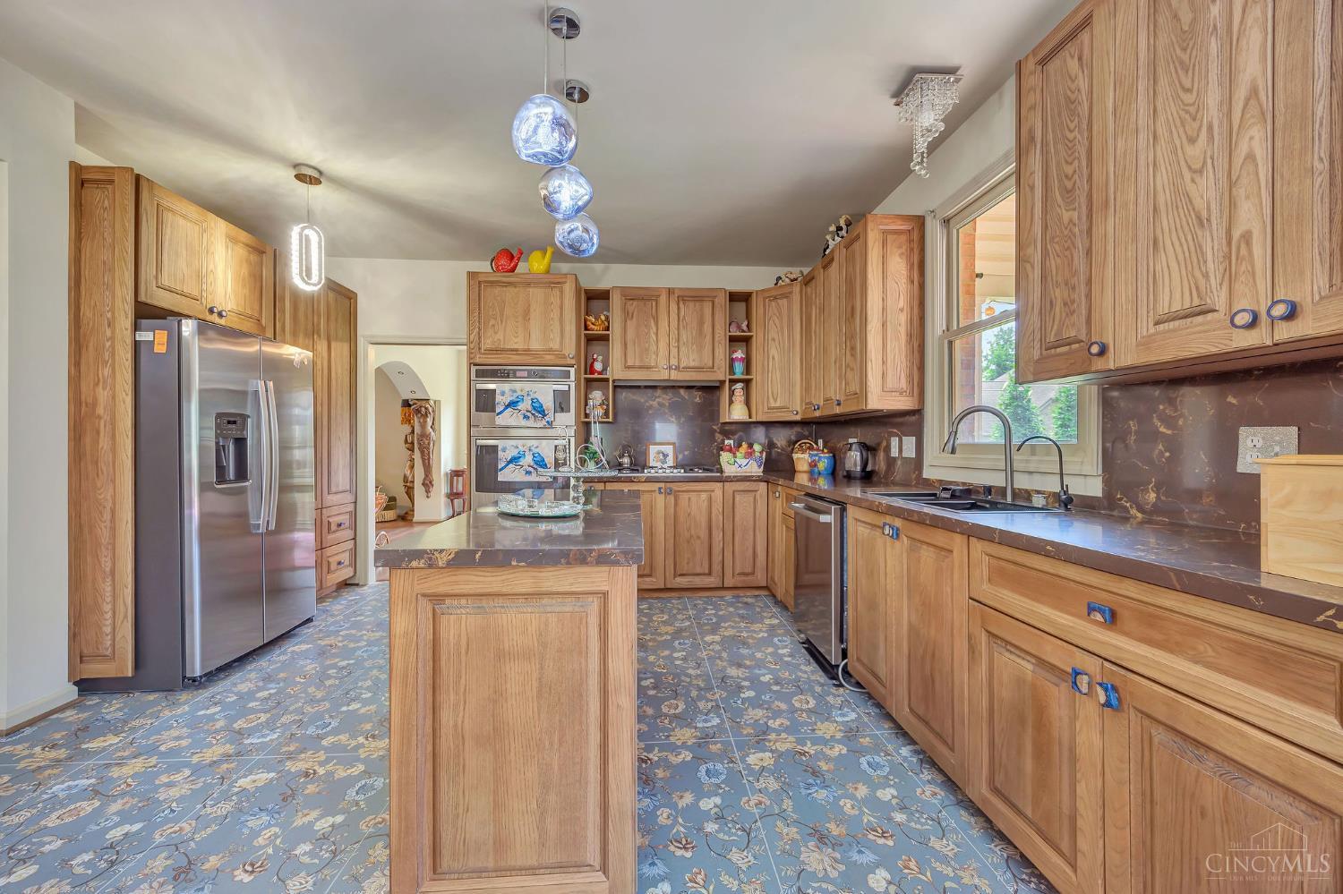 11725 Darbyshire Court, Symmes Twp, OH, 45140 — photo 16