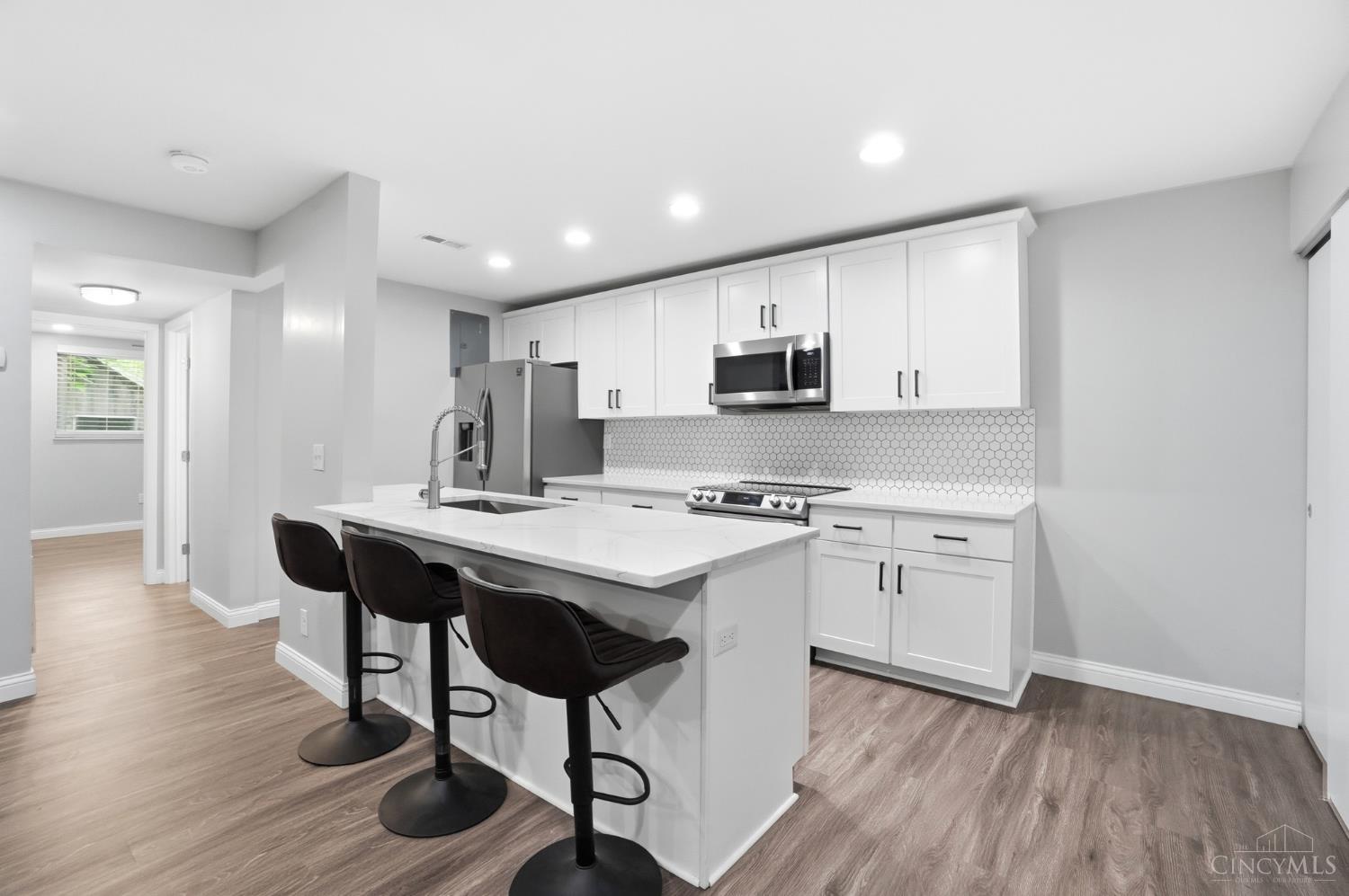 3069 Alpine Terrace #11, Cincinnati, OH, 45208 — photo 10