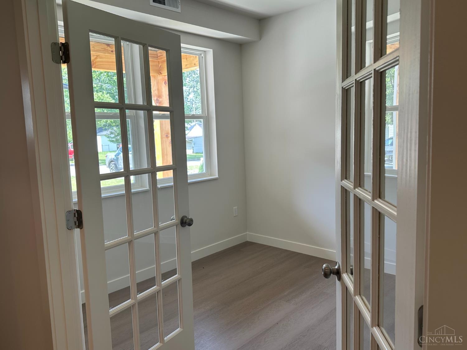 335 Ruth Street, Loveland, OH, 45140 — photo 10