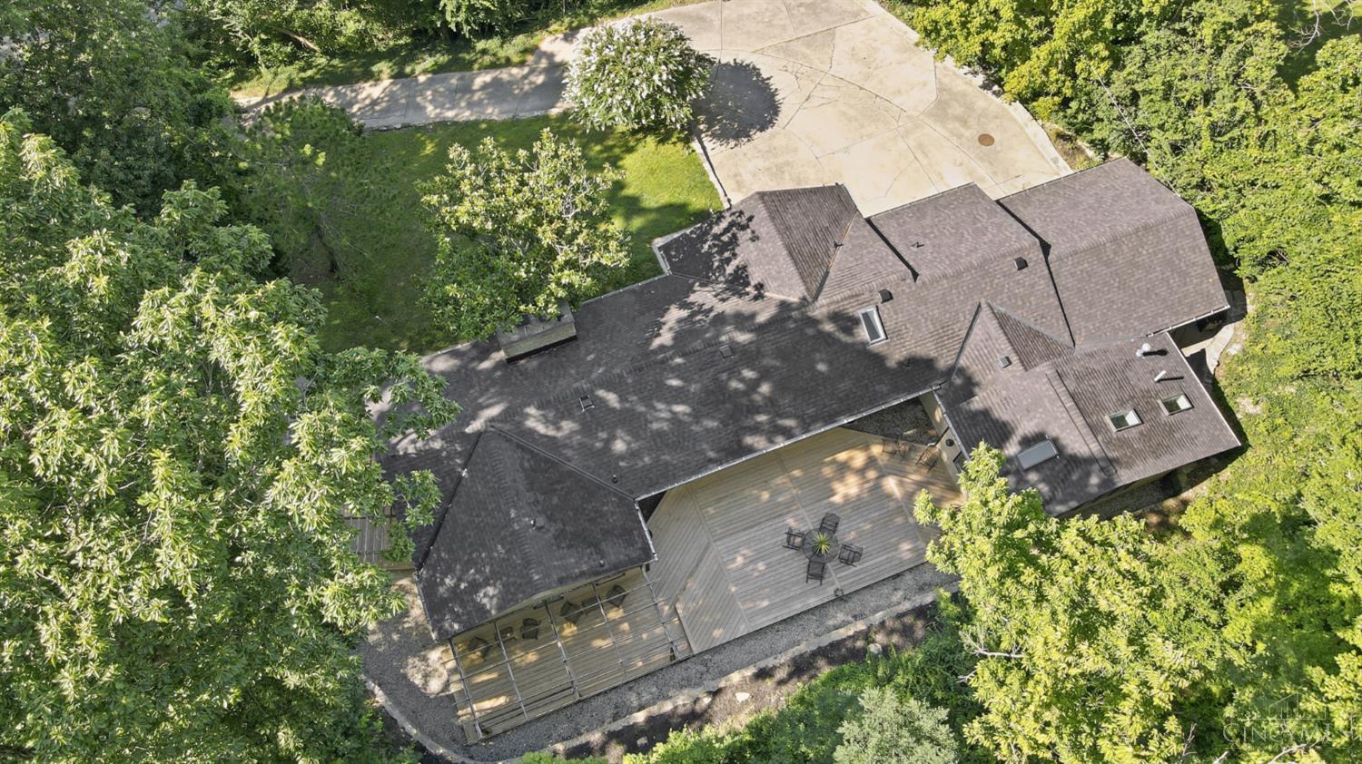 2nd image of 3696 Dogwood Lane, Cincinnati, OH 45213 | MLS# 1888987