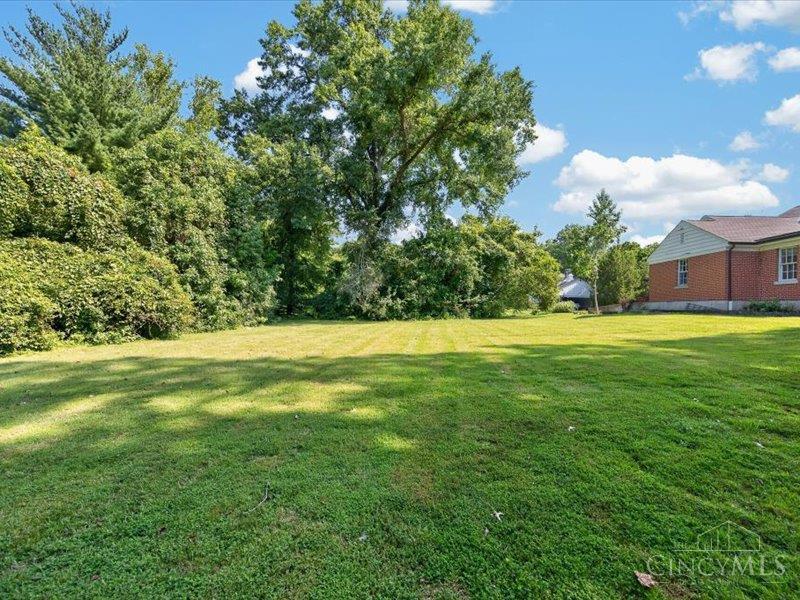 7225 Meadowbrook Drive, Amberley, OH, 45237 — photo 33