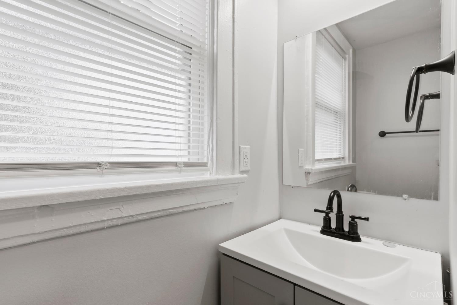 5538 Montgomery Road, Cincinnati, OH, 45212 — photo 18
