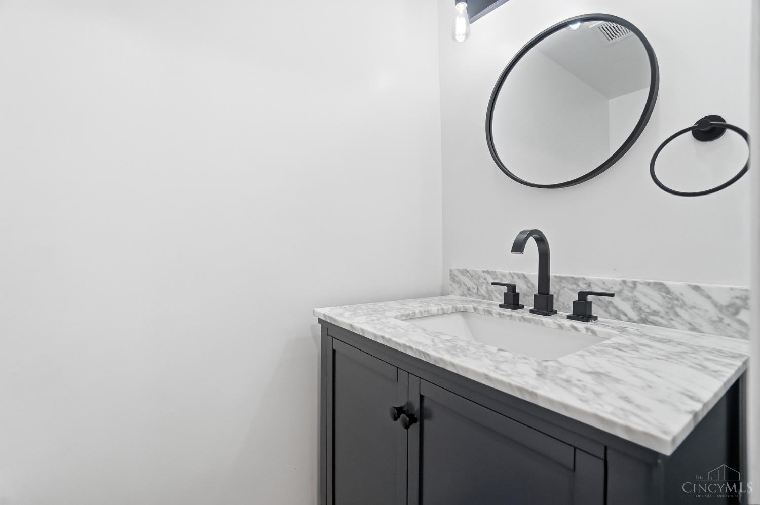 3069 Alpine Terrace #11, Cincinnati, OH, 45208 — photo 24