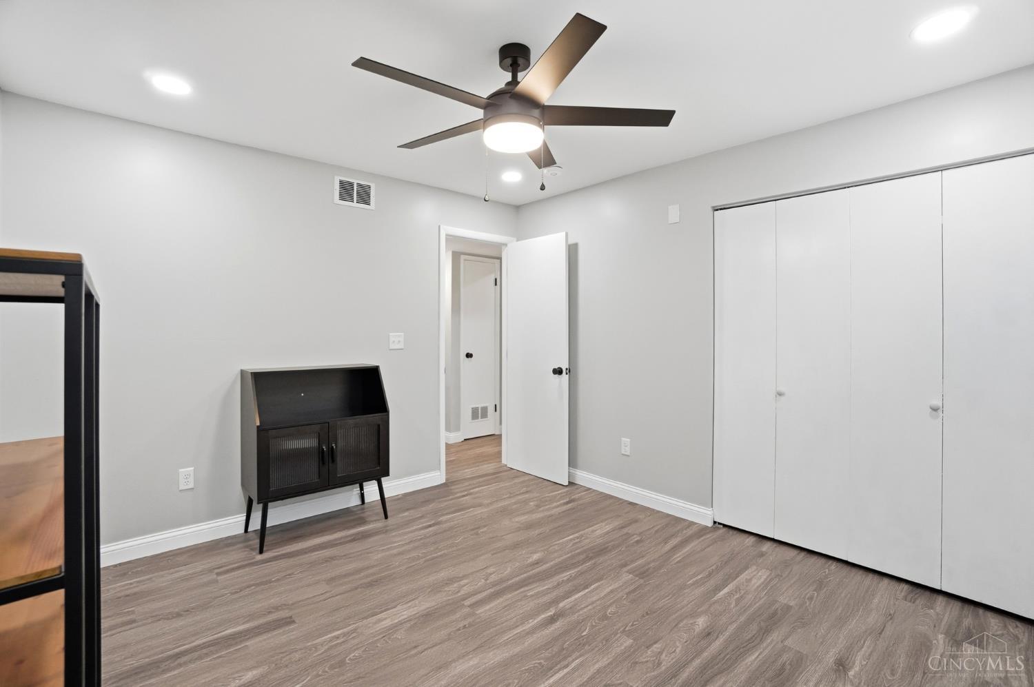 3069 Alpine Terrace #11, Cincinnati, OH, 45208 — photo 28