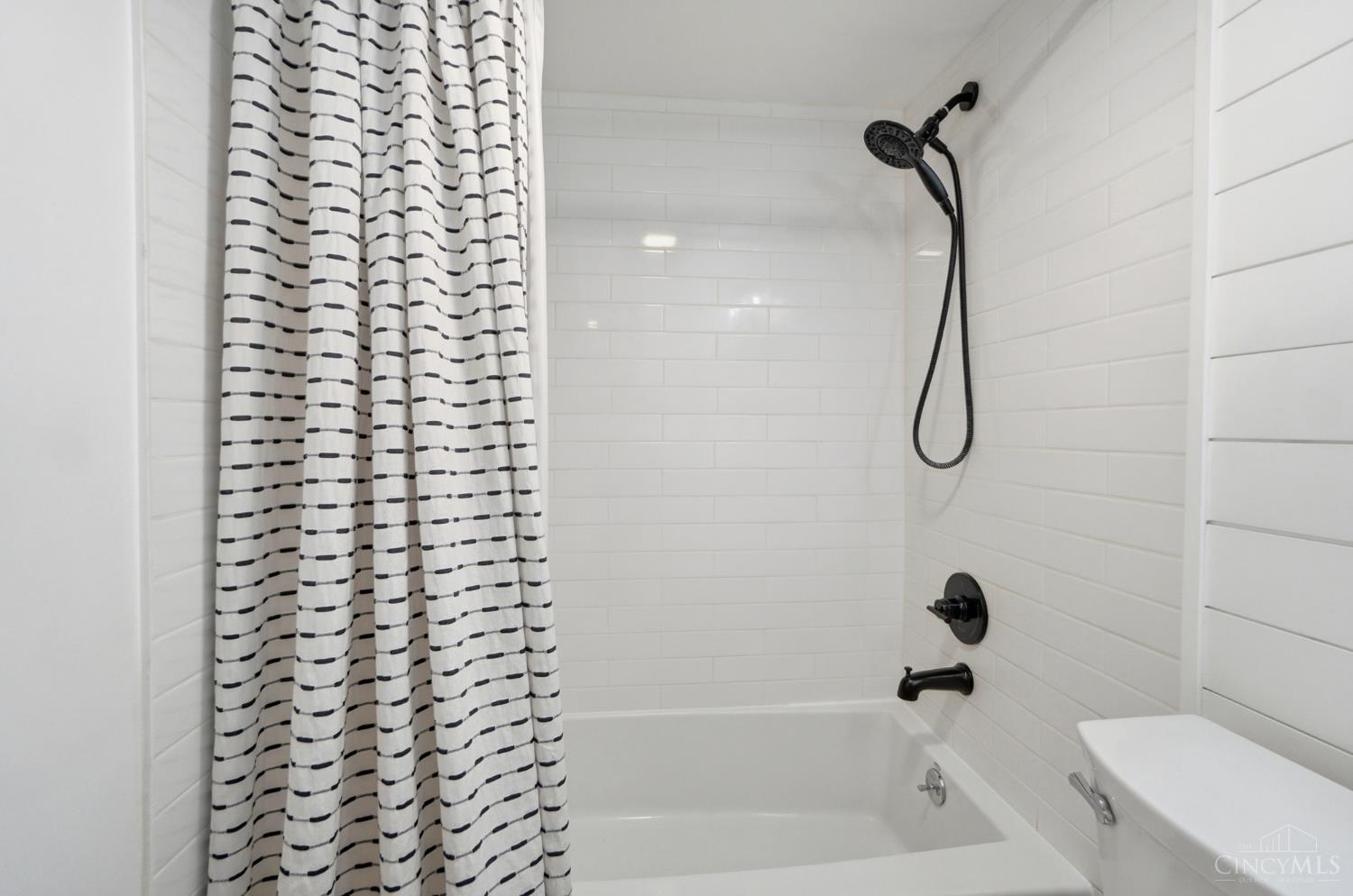 3069 Alpine Terrace #11, Cincinnati, OH, 45208 — photo 31