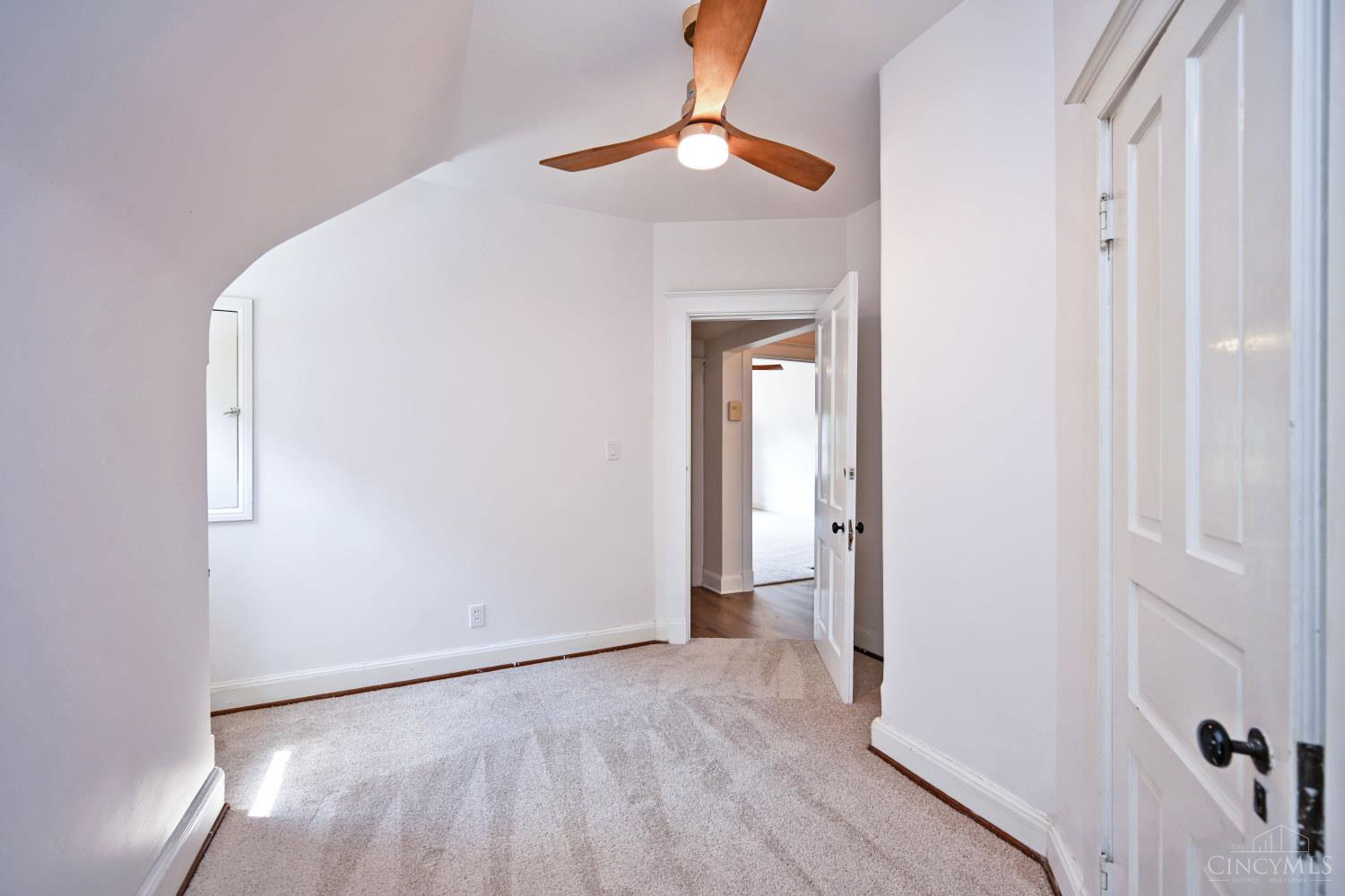 236 Loraine Avenue, Cincinnati, OH, 45220 — photo 38