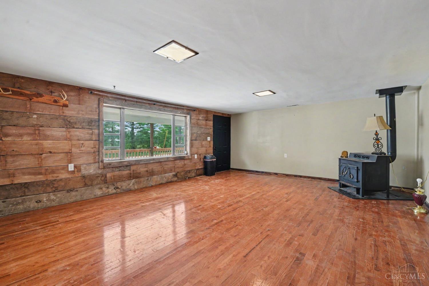 1649 Main Street, Lewis Twp, OH, 45119 — photo 12